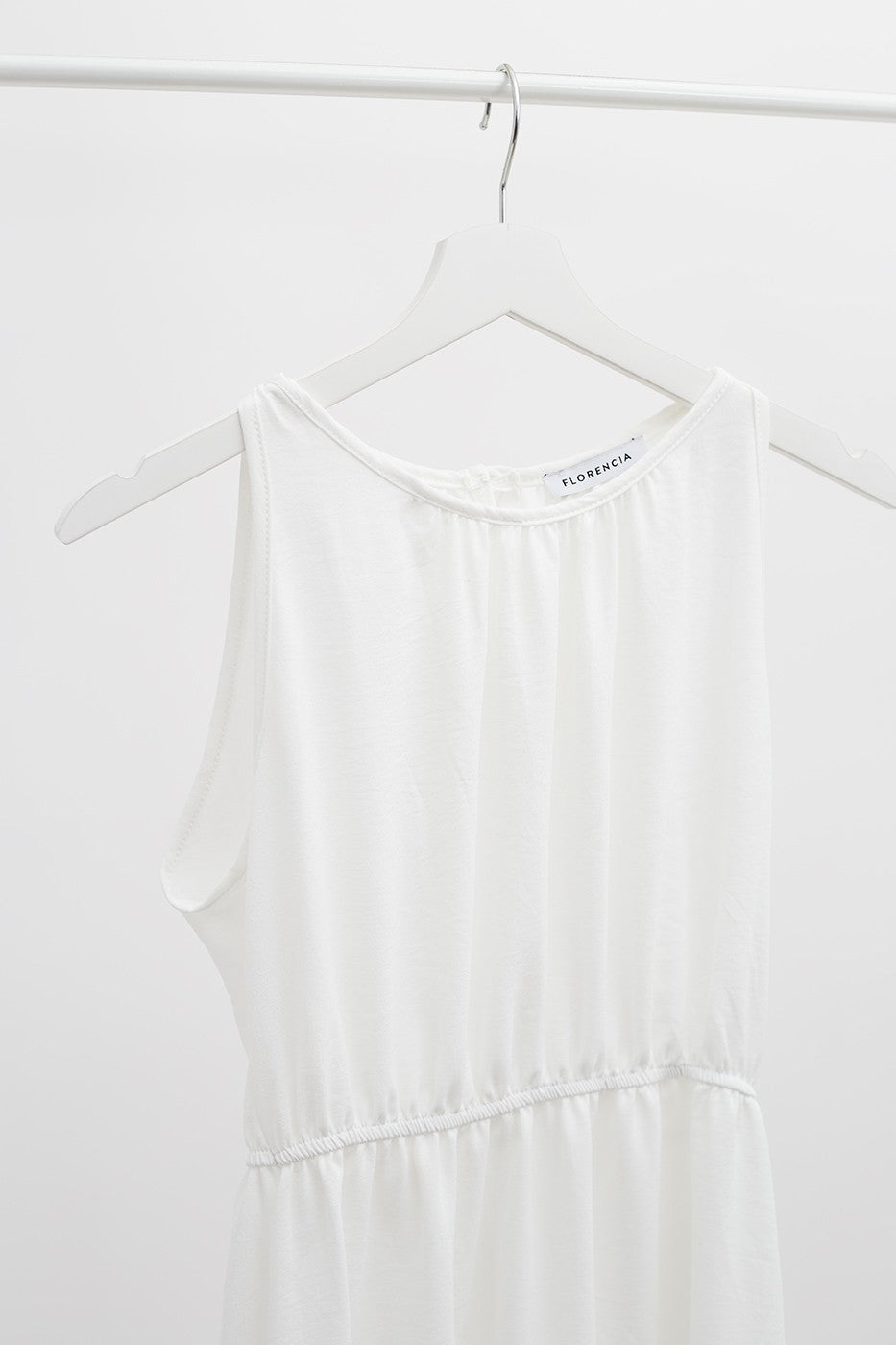 Vestido mini liso