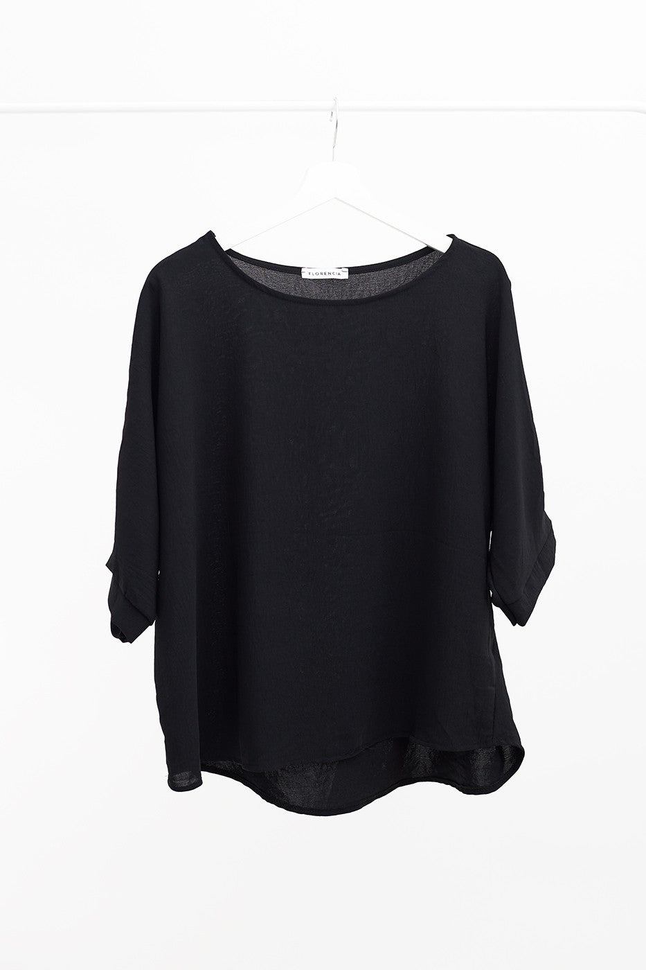 Top amplio fluido