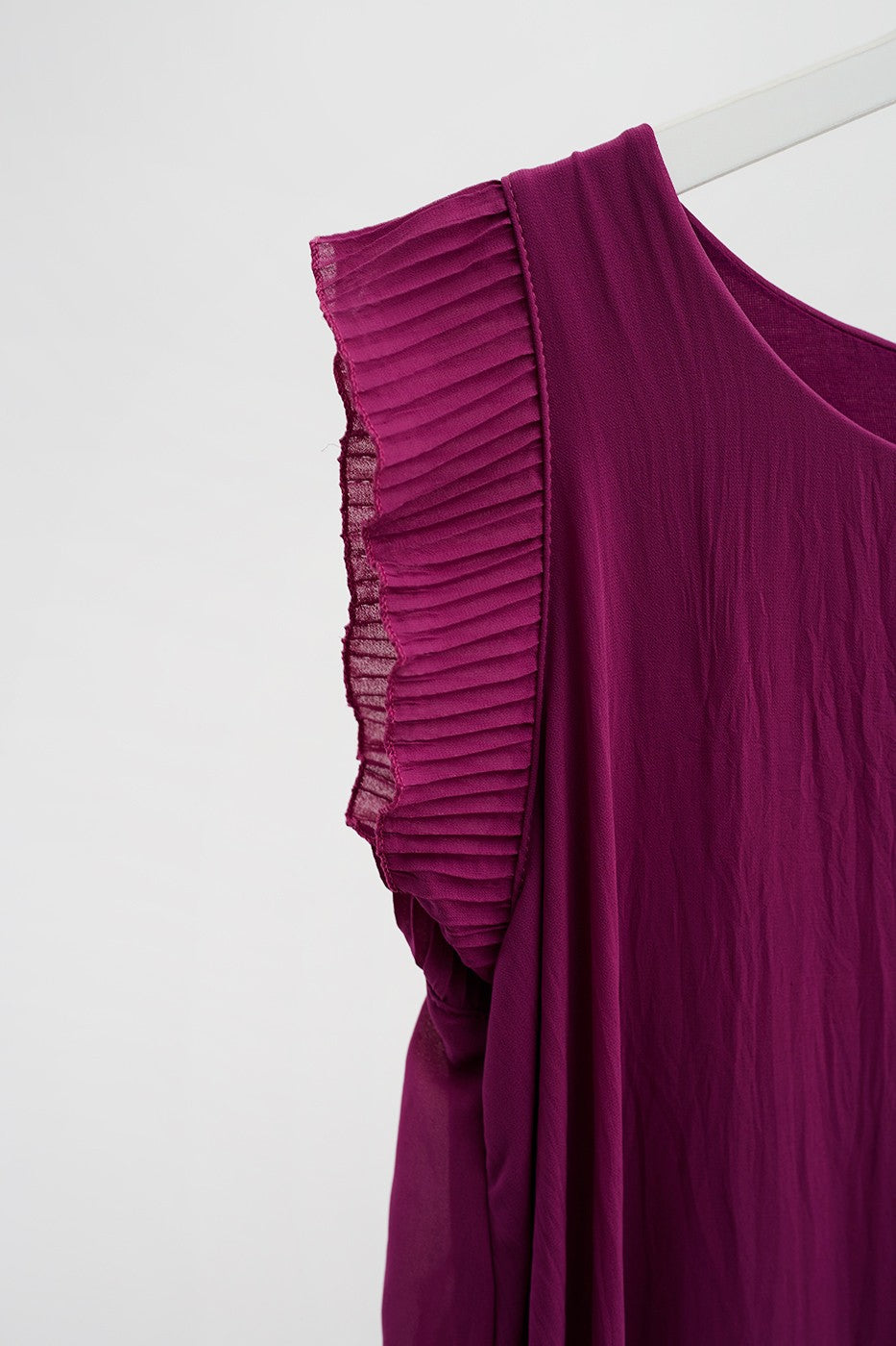 Vestido mini detalle plisado