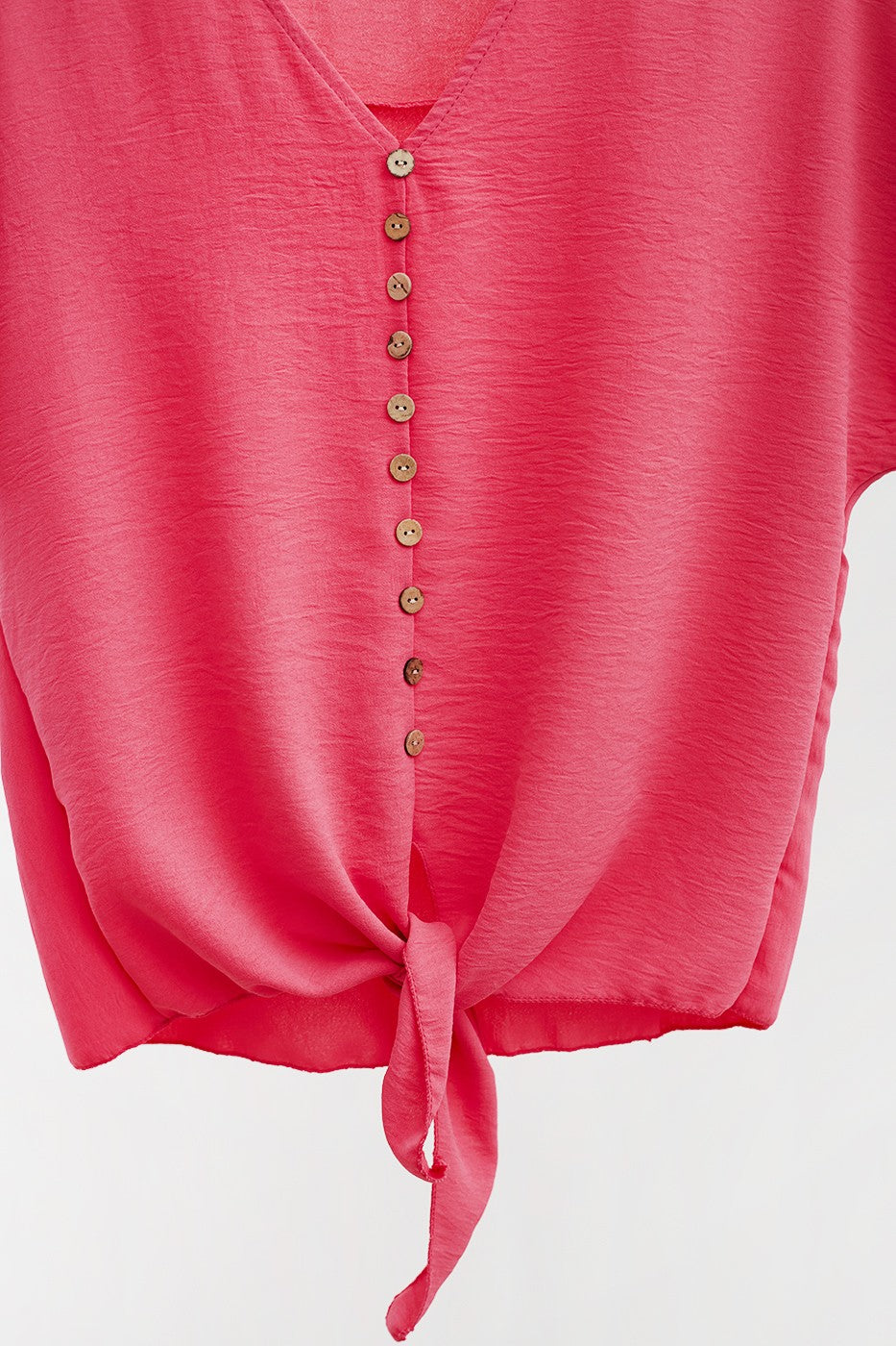 Blusa botones anudada