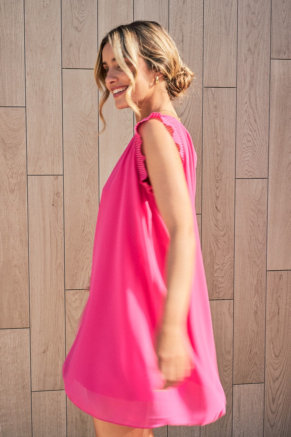 Vestido mini detalle plisado