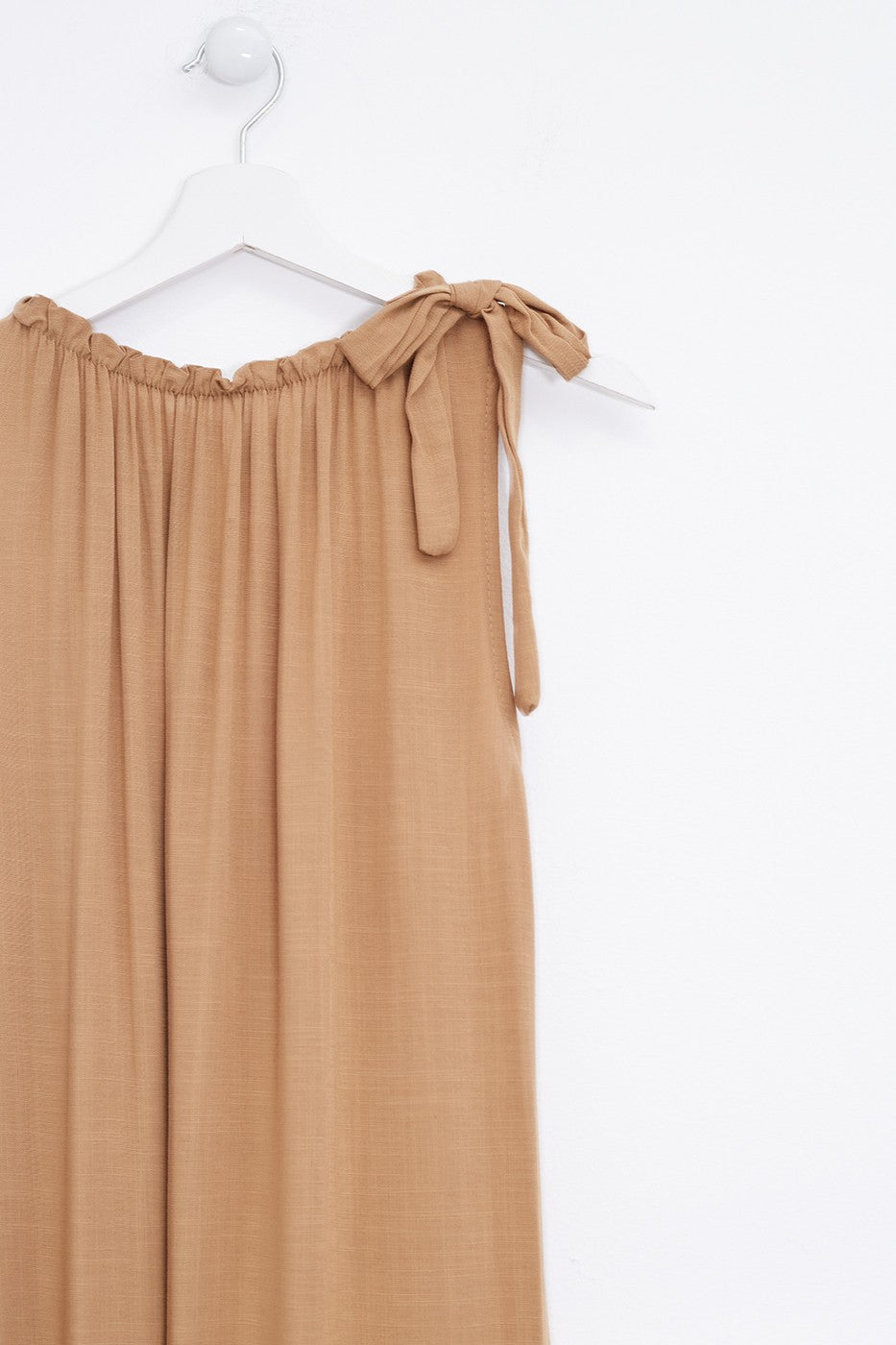 Vestido halter lazo
