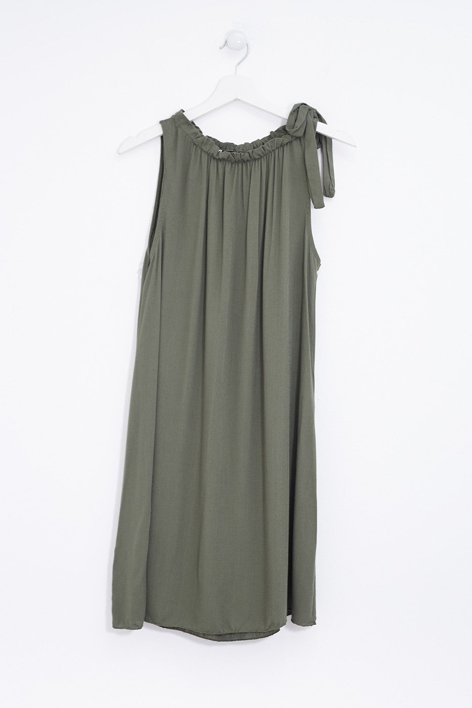 Vestido halter lazo