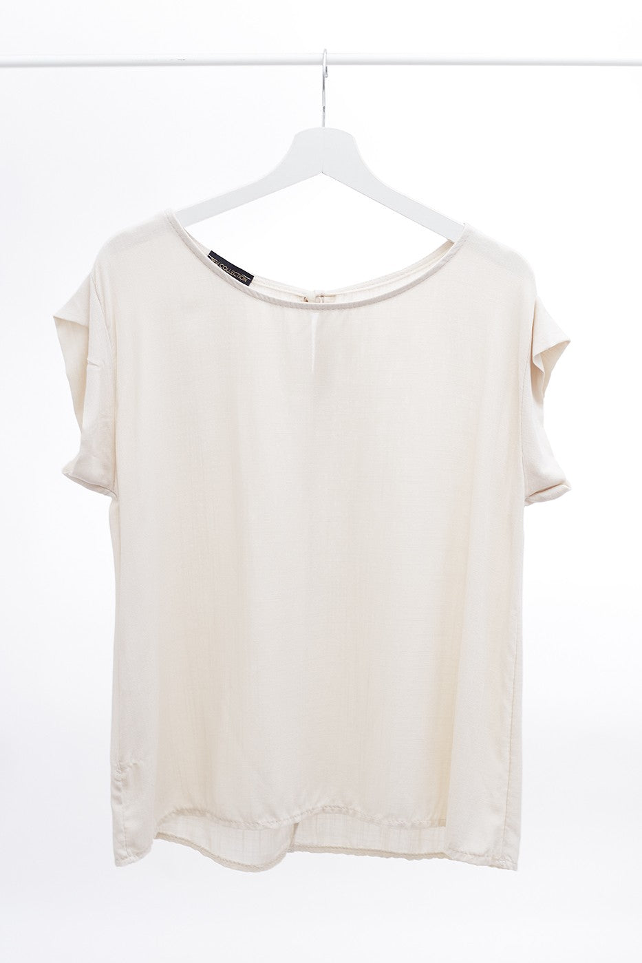 Blusa detalle lazo
