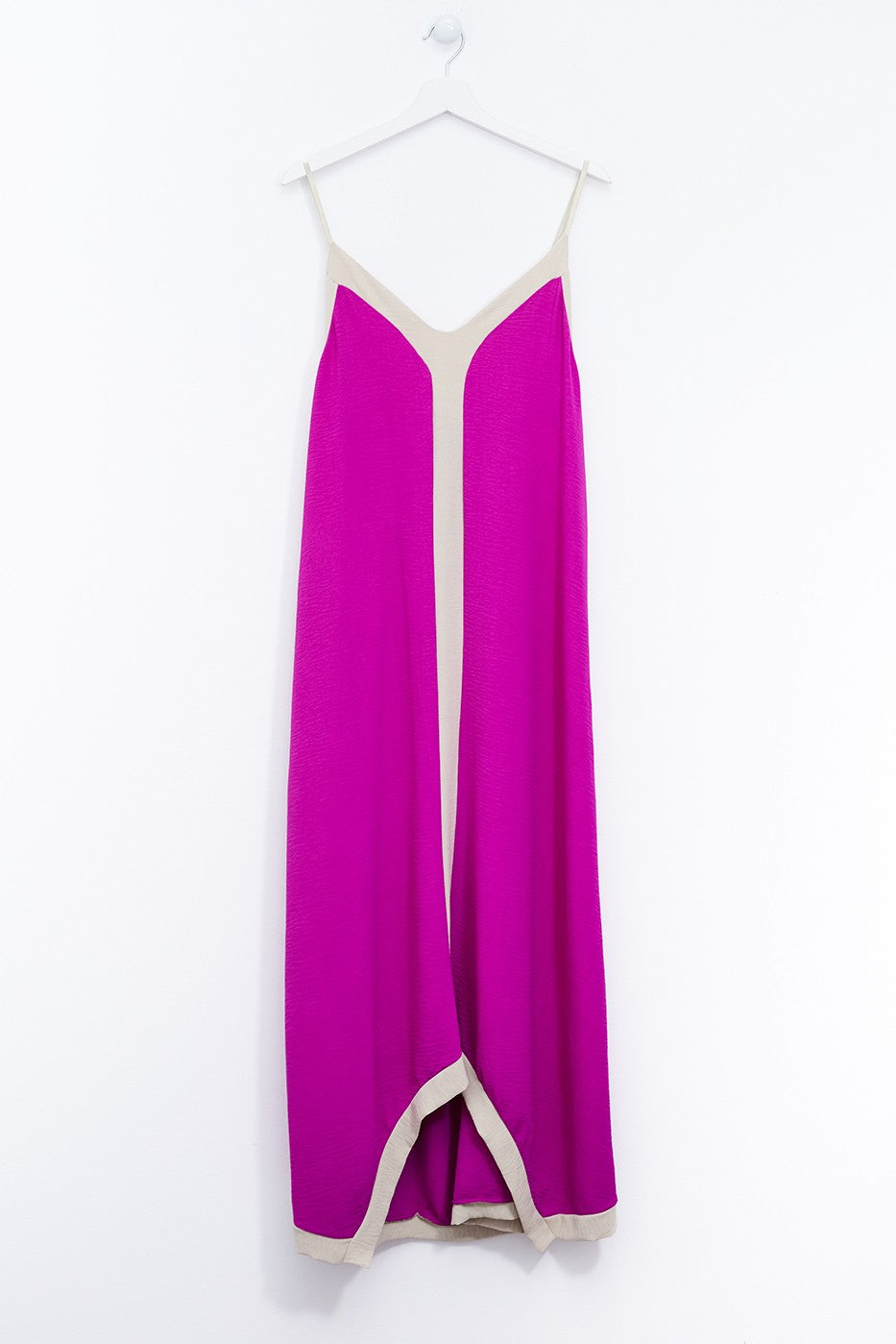 Vestido tirantes contraste