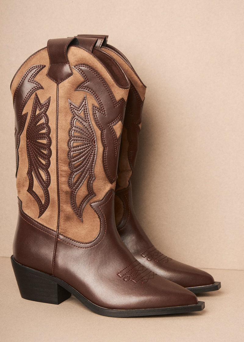 Contrast cowboy boot