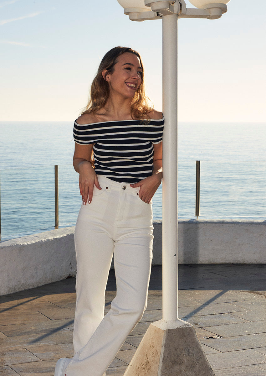 Wide leg jeans