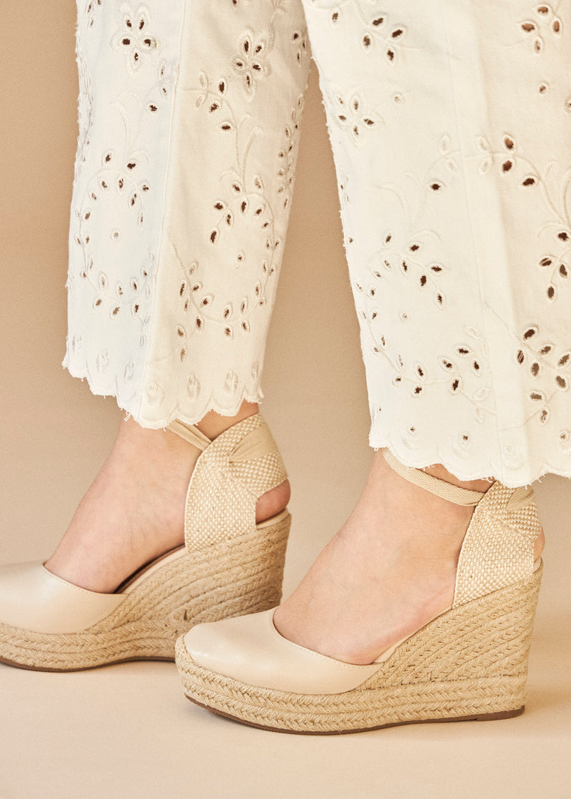 Contrast cowboy boot