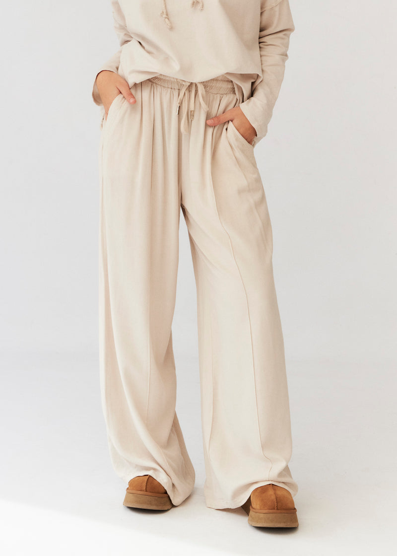 Wide jogger pants