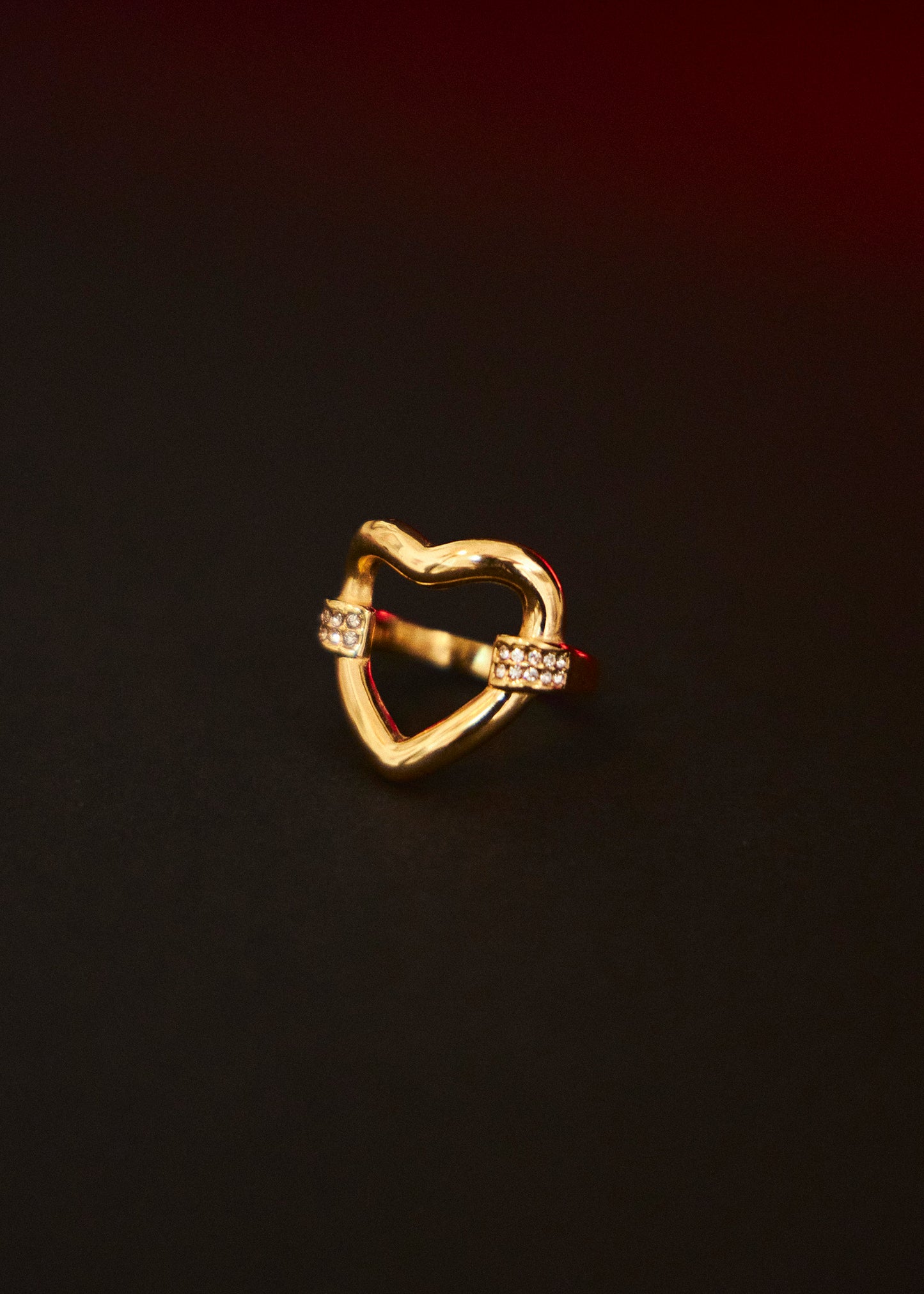 Anillo corazón brillos
