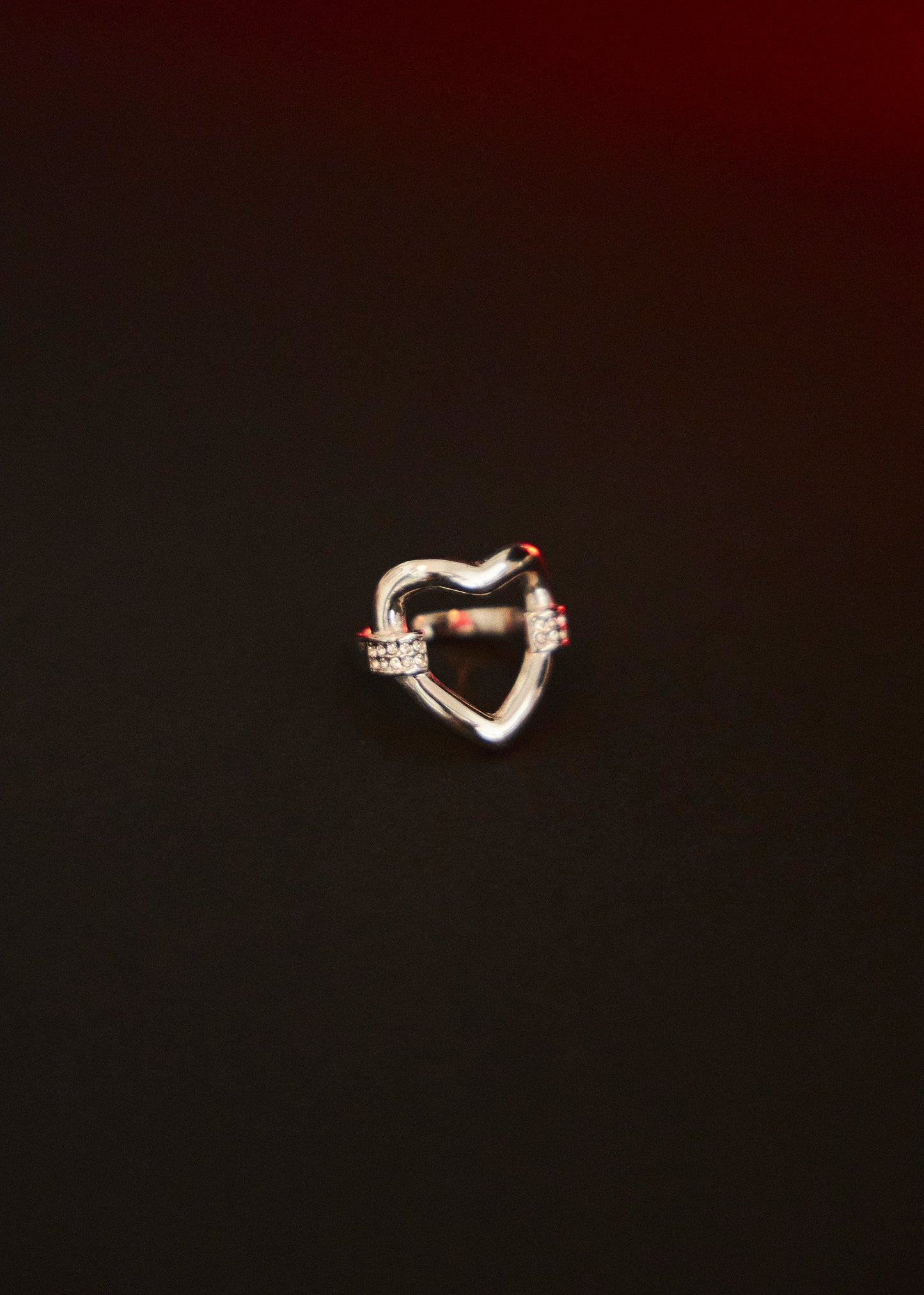 Anillo corazón brillos