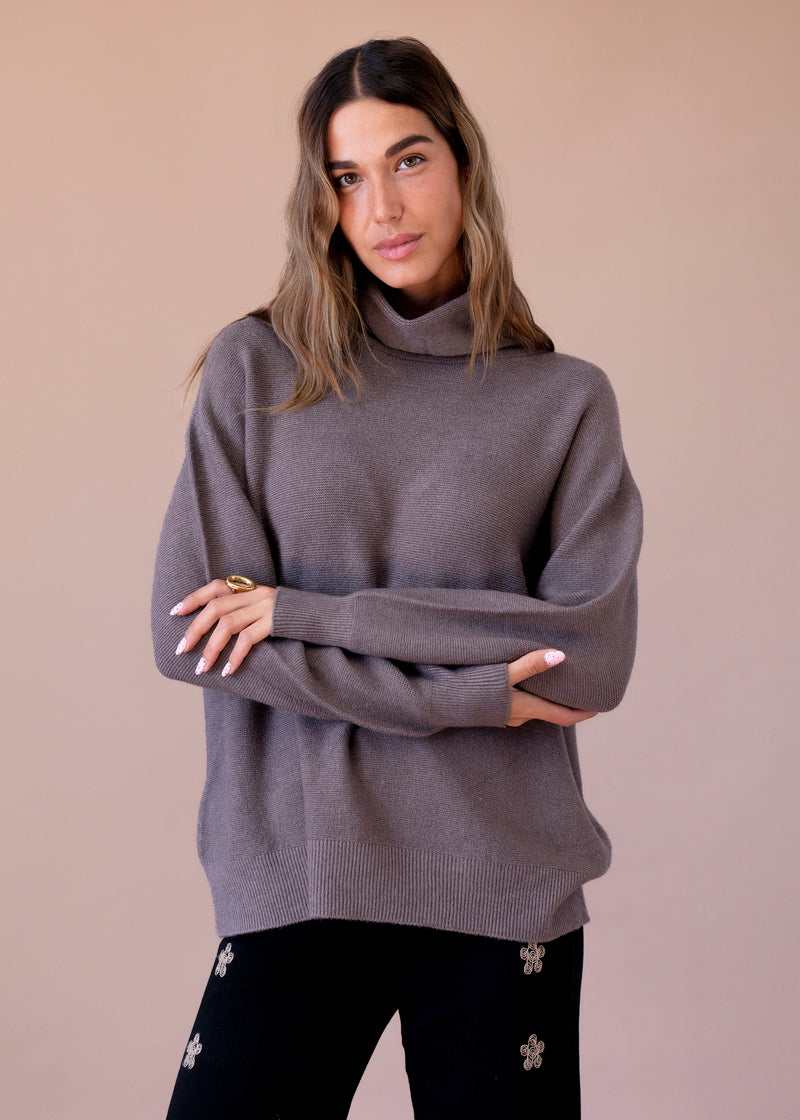 Jersey sin costuras cuello alto