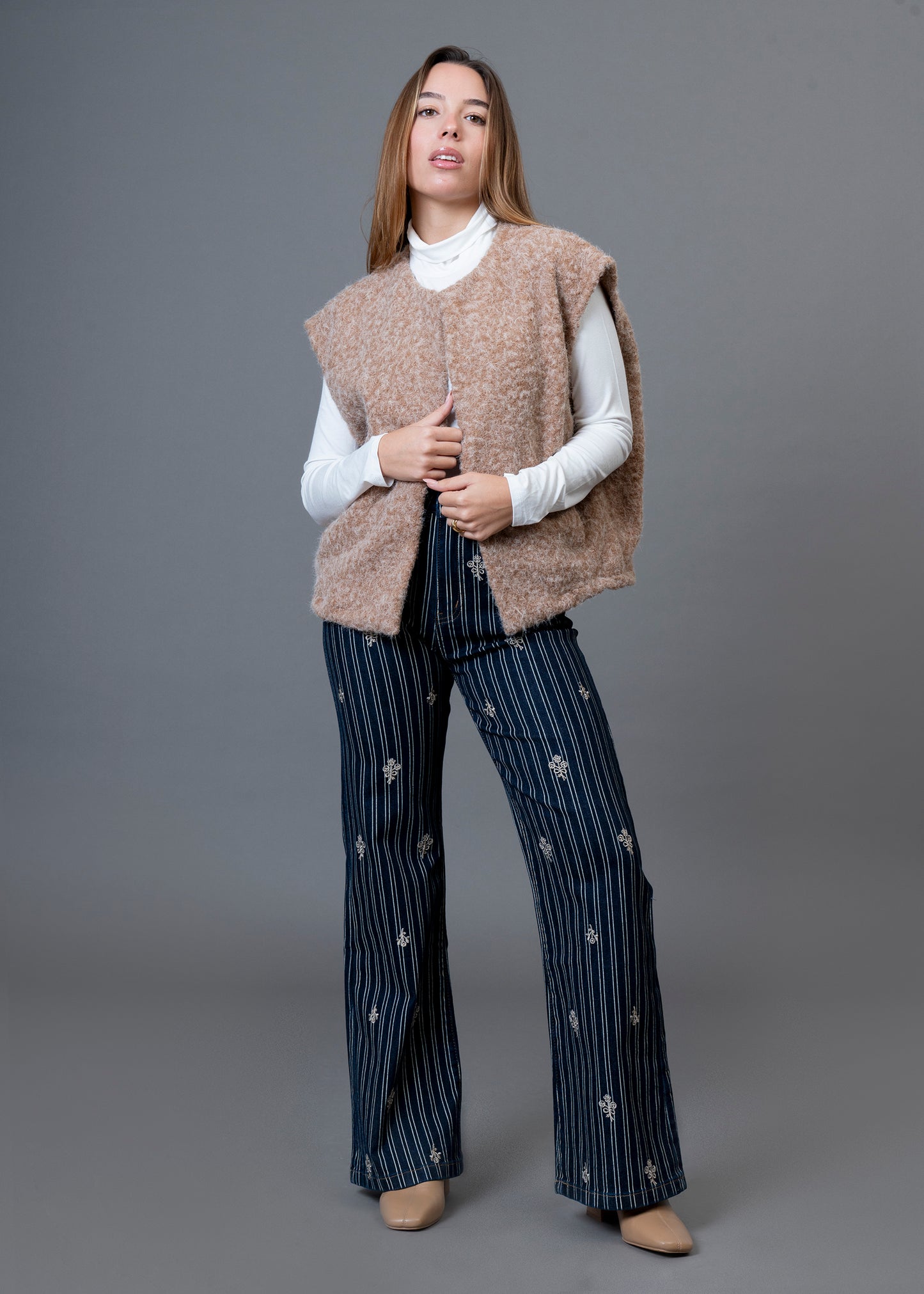 Jeans bordados rayas