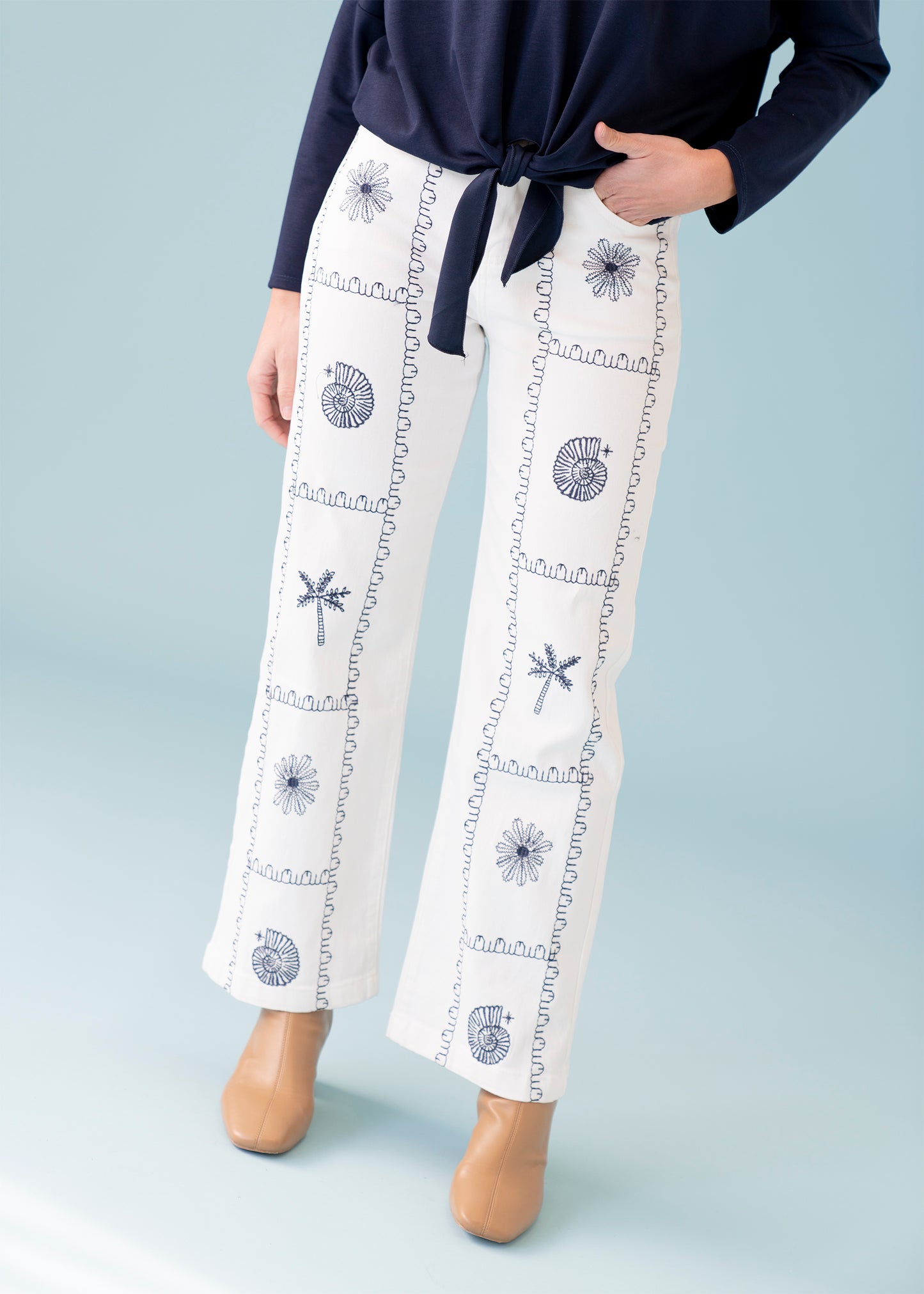 Jeans bordados rectos