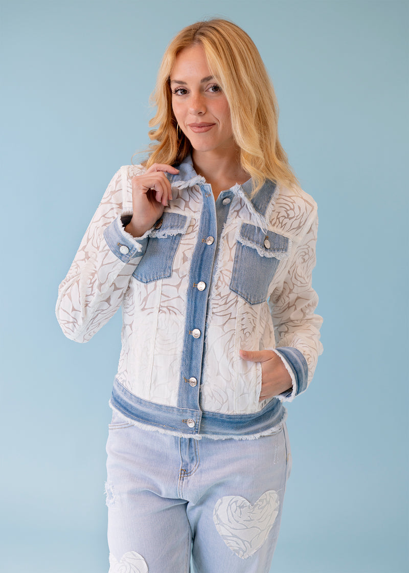 Cazadora devoré denim