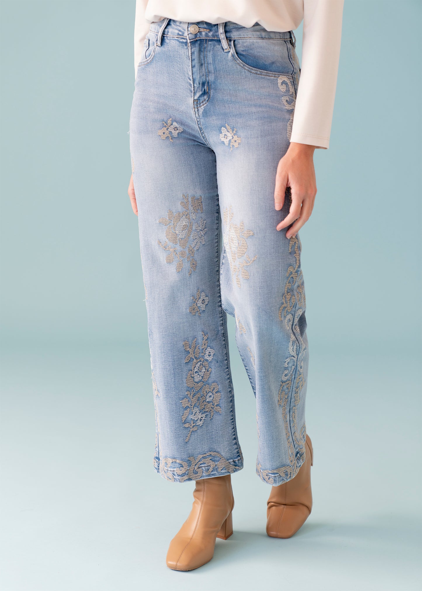 Jeans bordados rectos