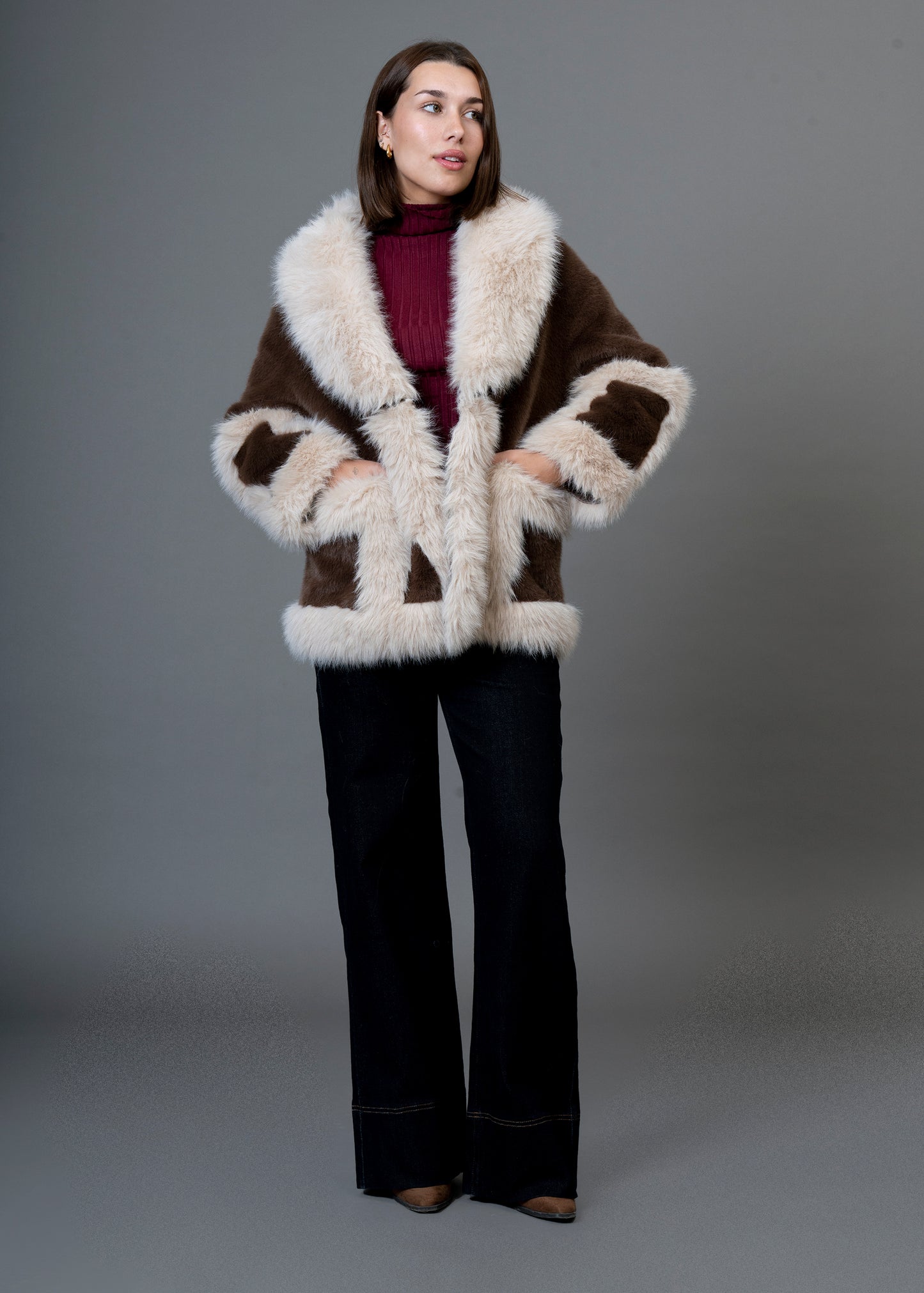 Chaqueta efecto pelo bicolor