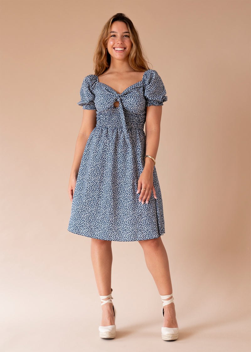 Vestido corto floral