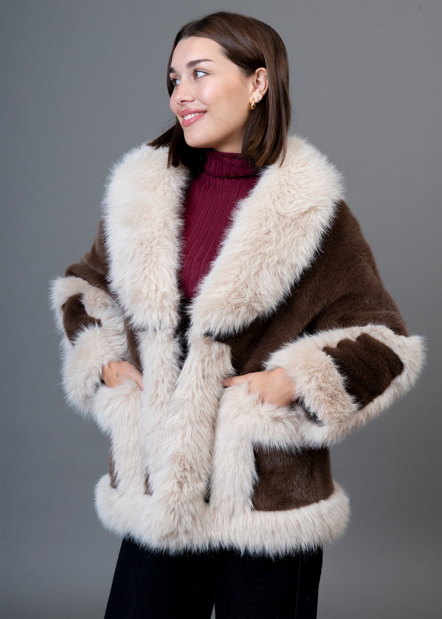 Chaqueta efecto pelo bicolor