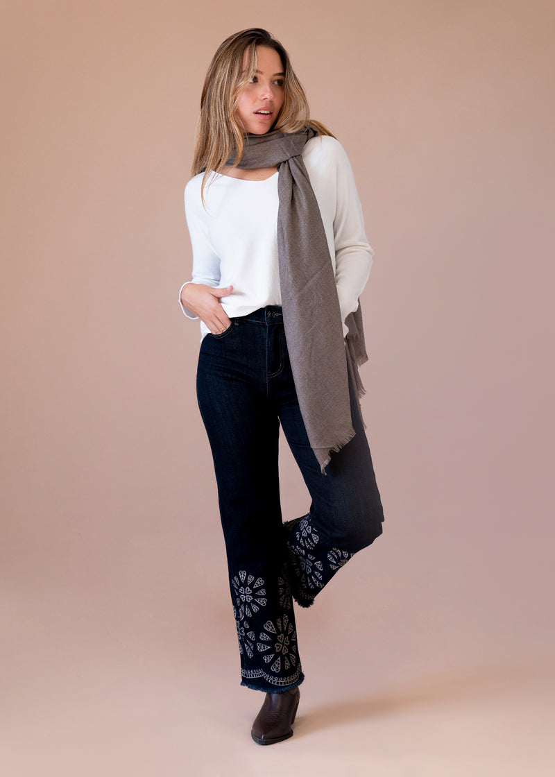 Jersey sin costuras cuello punta