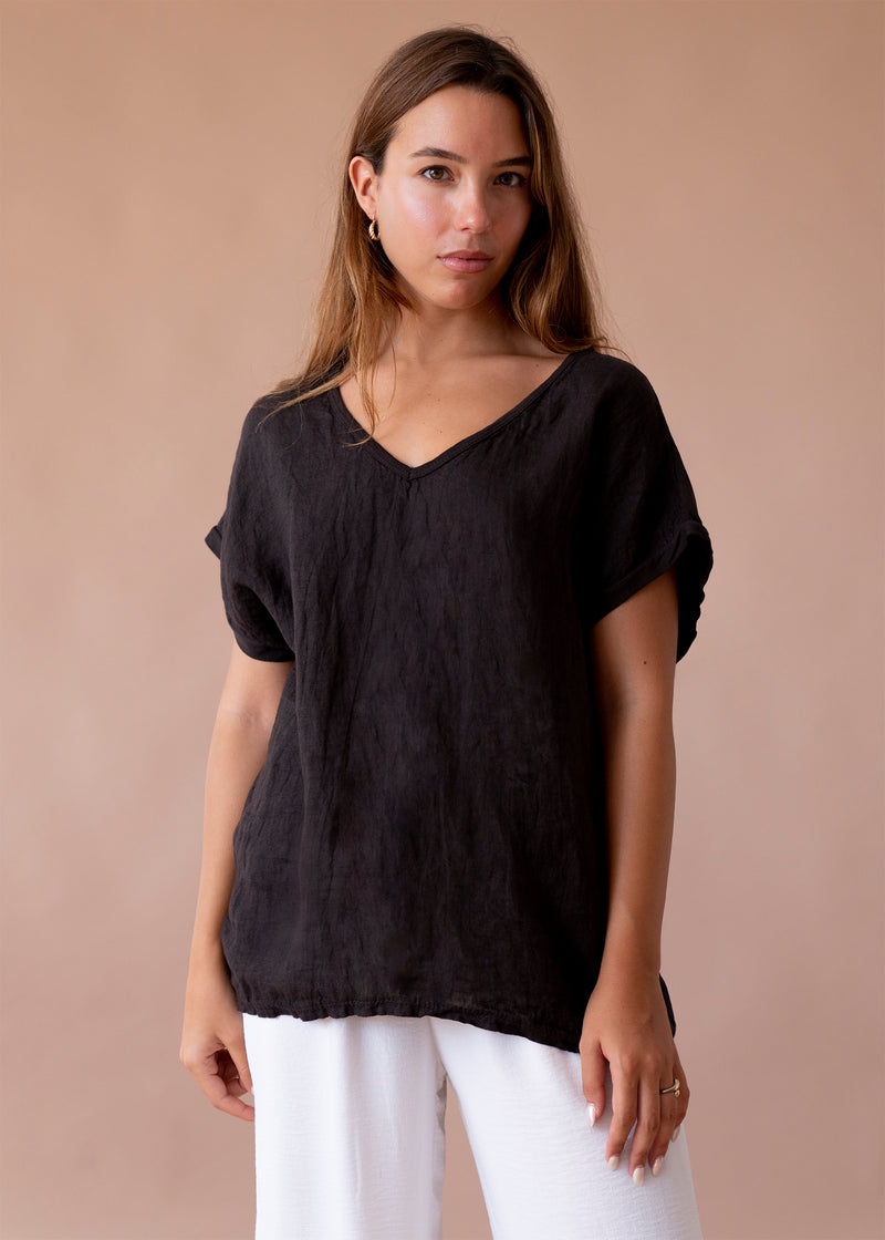 Camiseta lino cuello punta