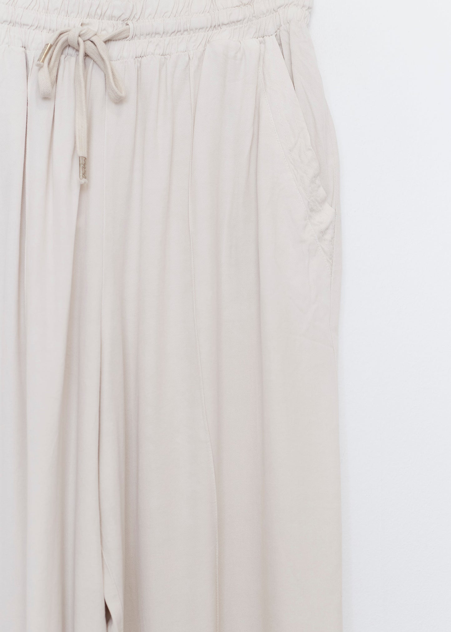 Wide jogger pants