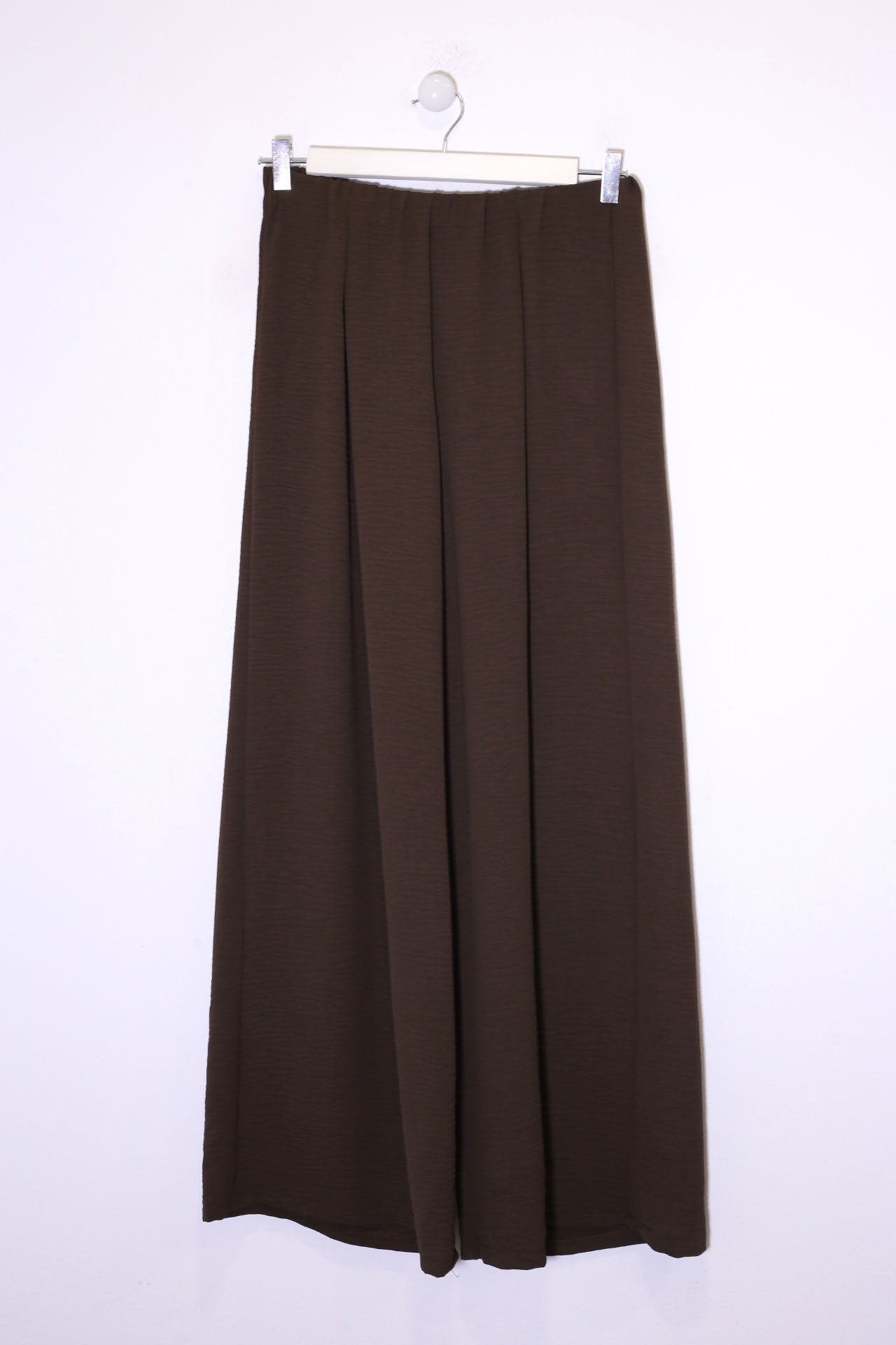 Pantalones anchos fluidos