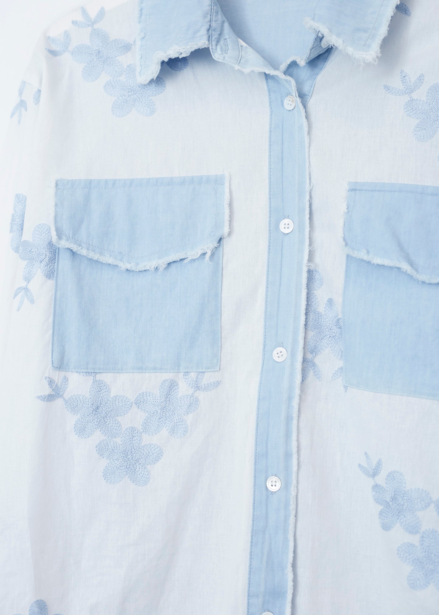 Camisa bitextura bordados