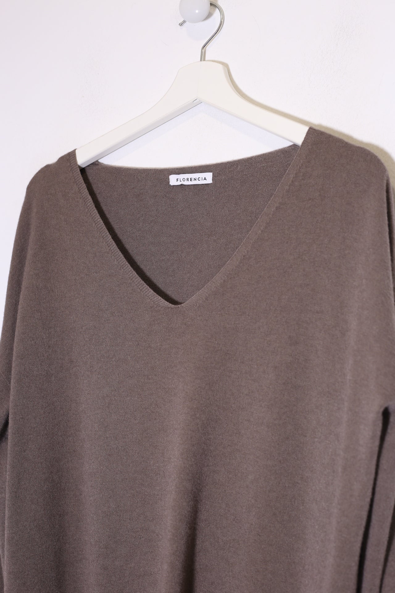 Jersey sin costuras cuello punta