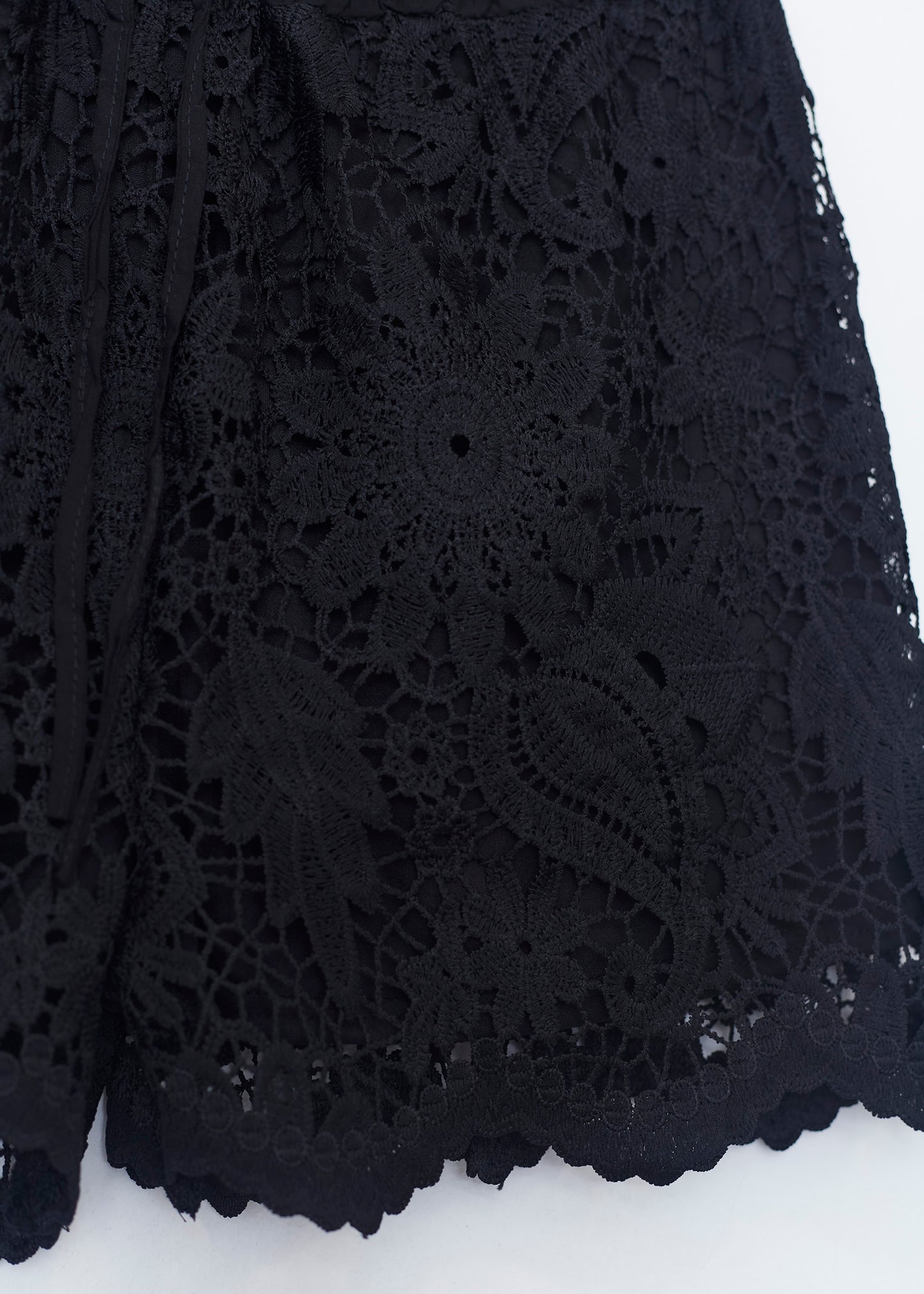 Floral guipure shorts