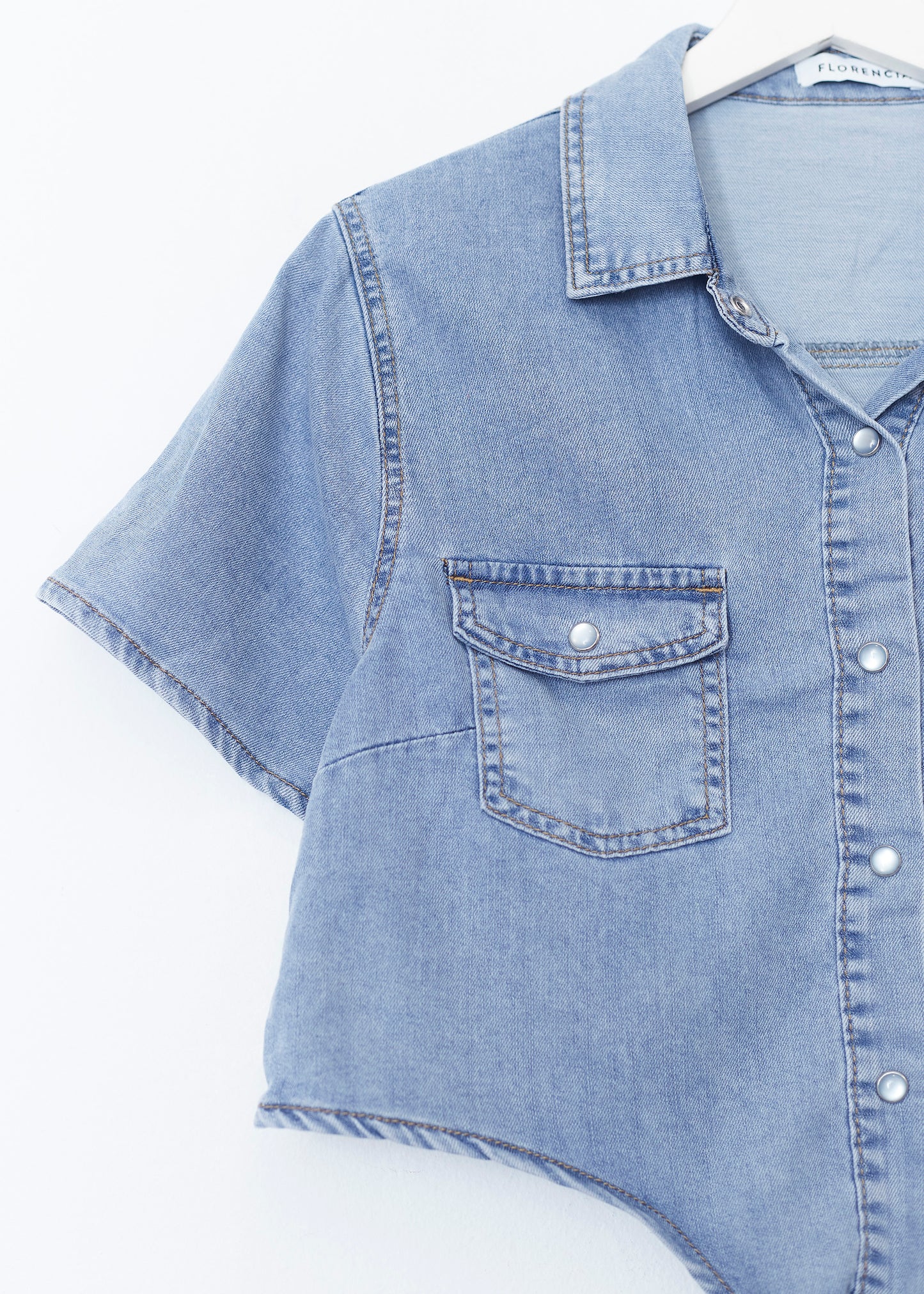 Camisa denim nudo