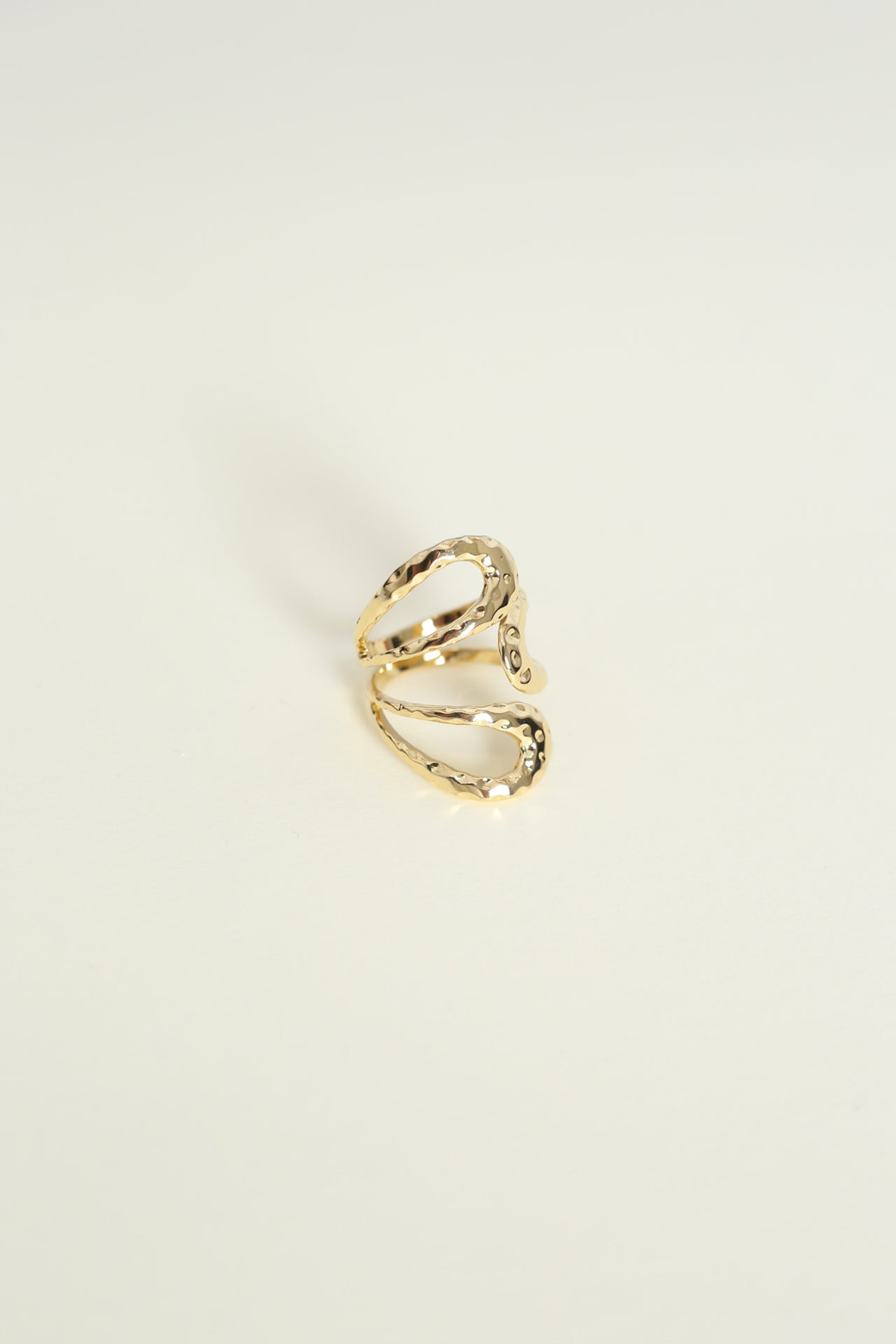 Anillo triple onda texturada
