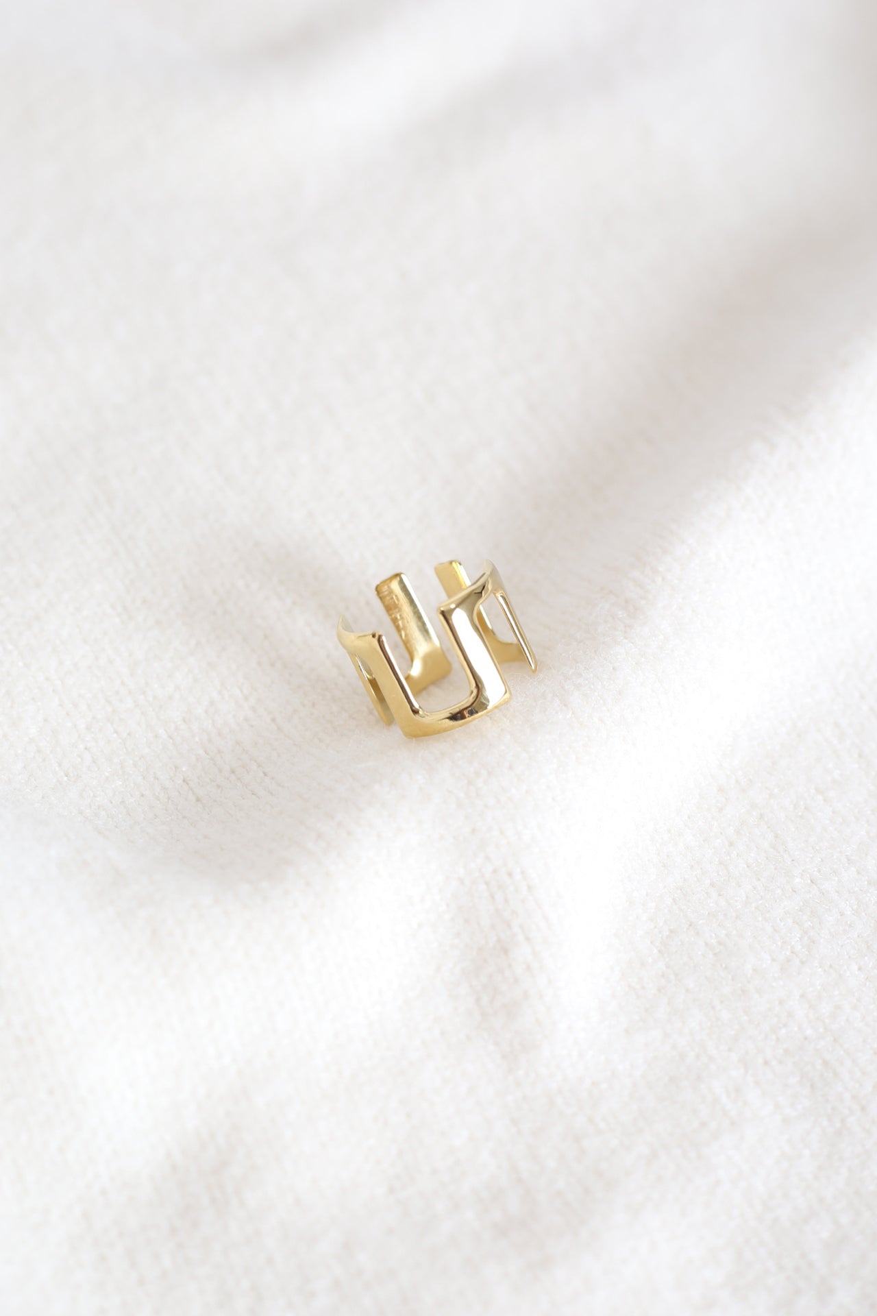 Anillo línea cenefa