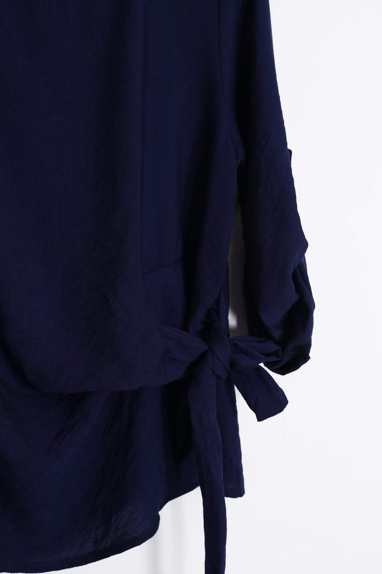 Blusa Tamariu nudo cuello redondo