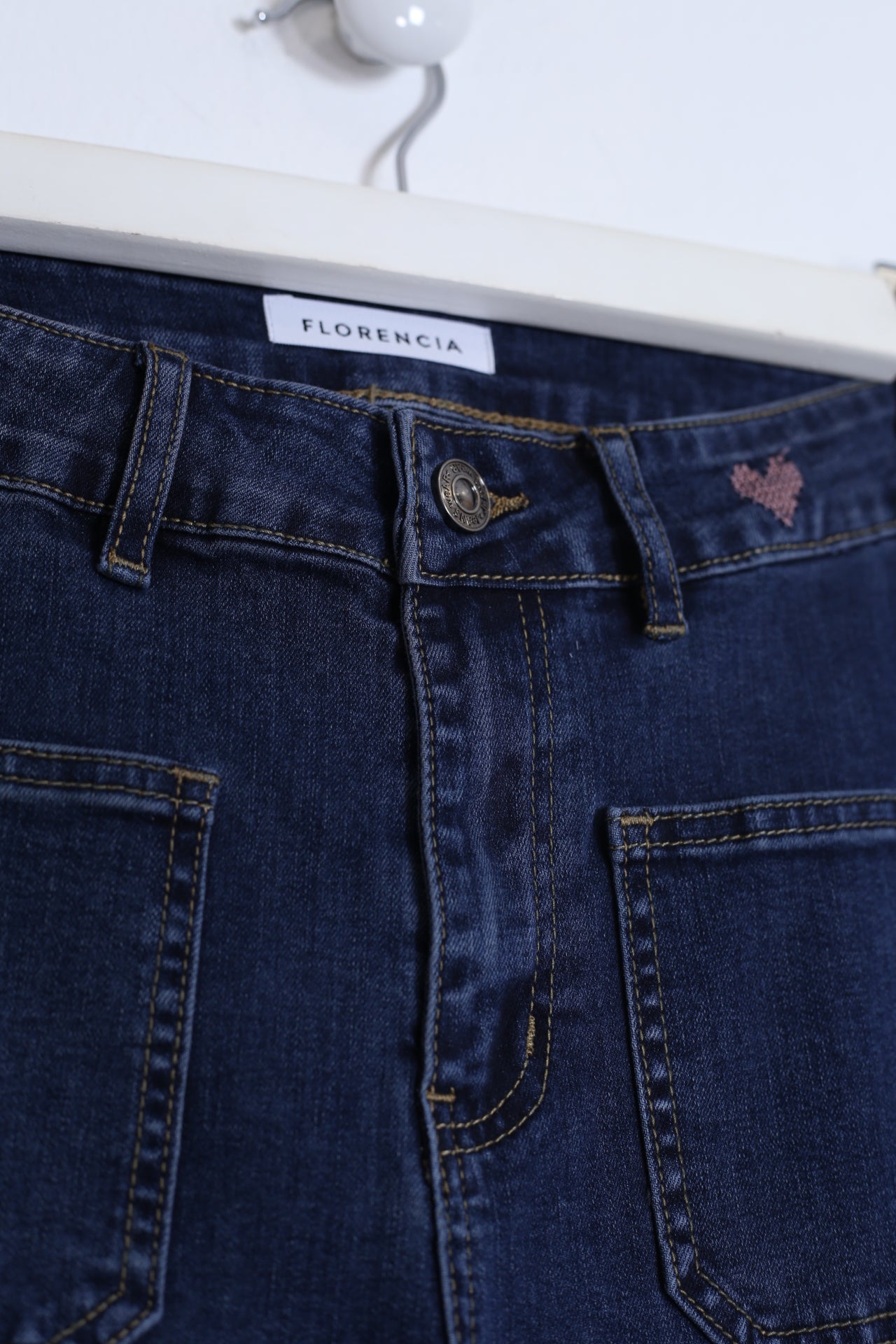Jeans corazones bolsillos