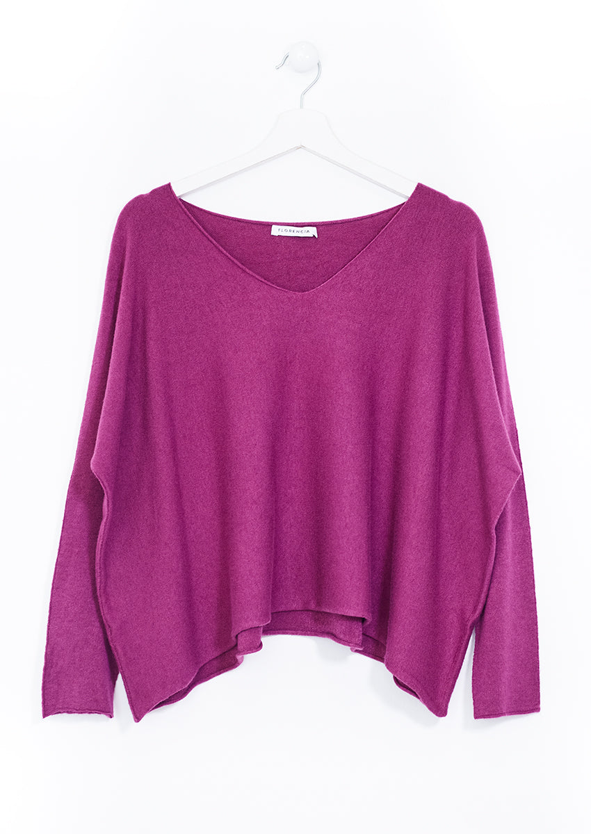 Wide point neck sweater