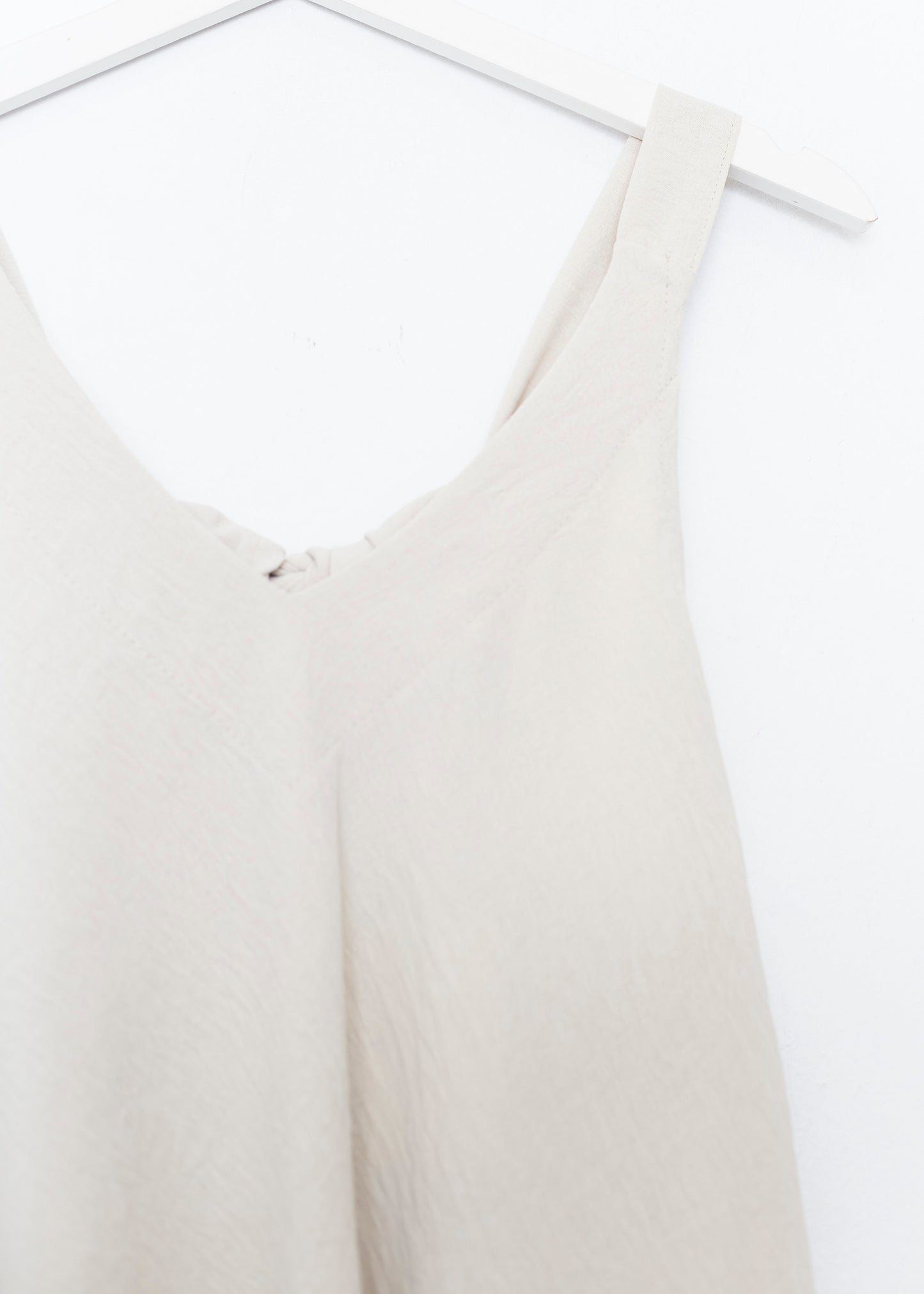 Flowy bow top