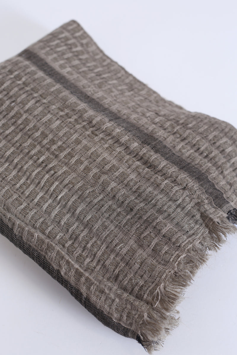 Pañuelo textura desflecado