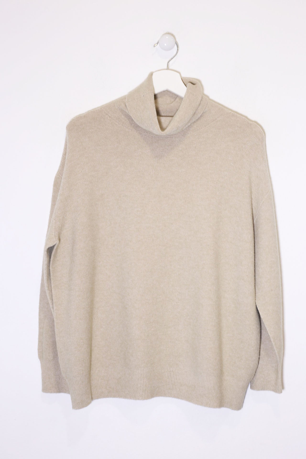 Jersey sin costuras cuello alto