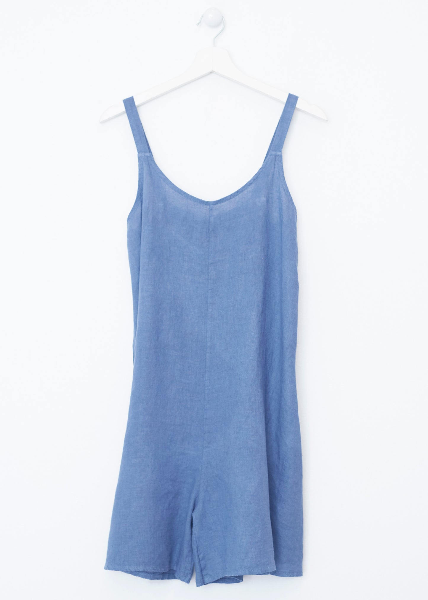 Short linen jumpsuit