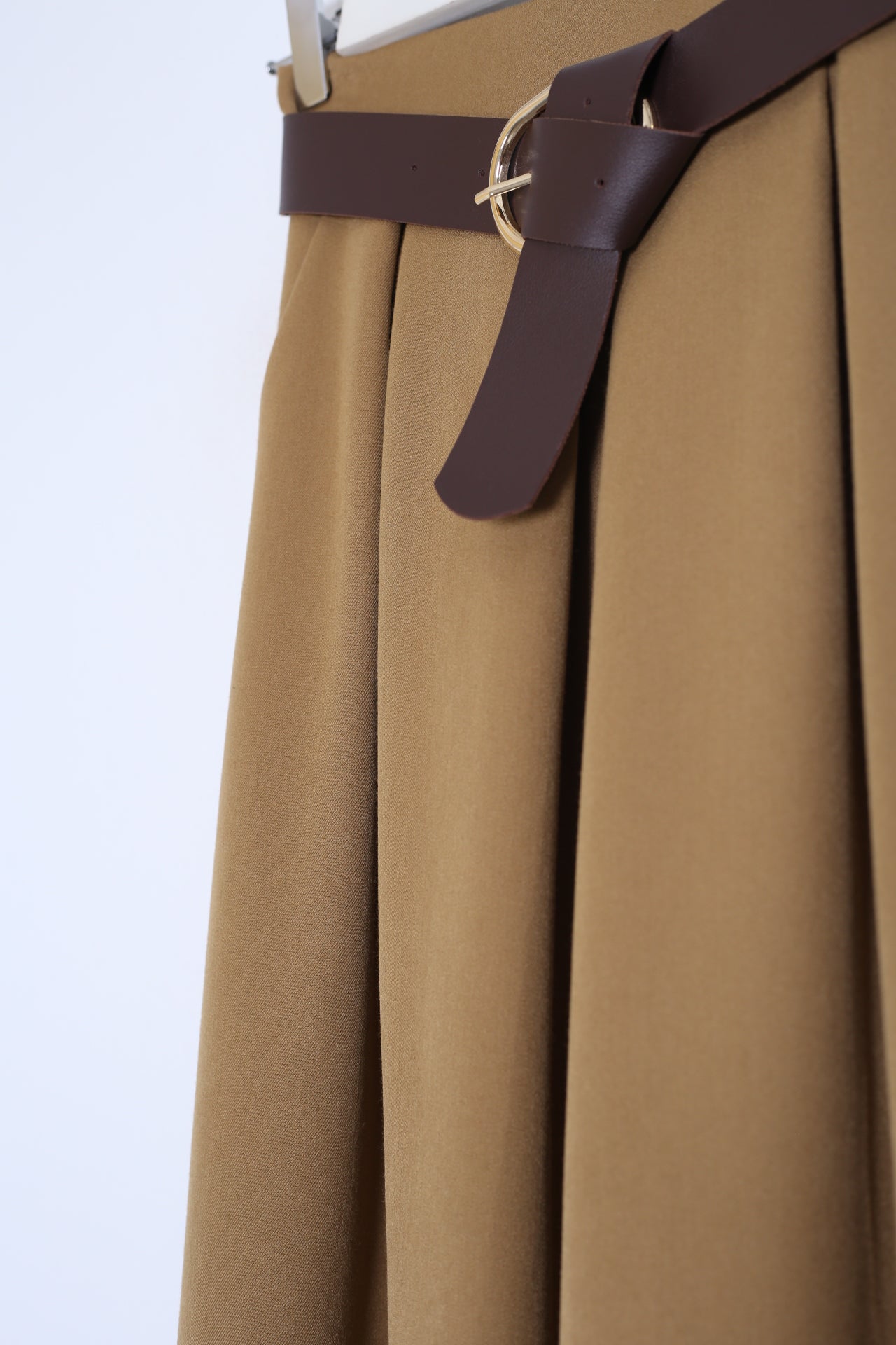 Falda tablas cinturón