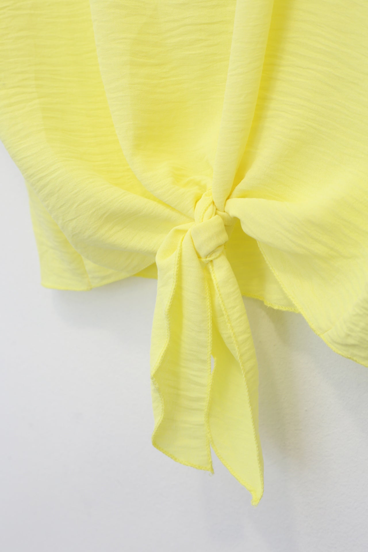 Blusa fluida nudo