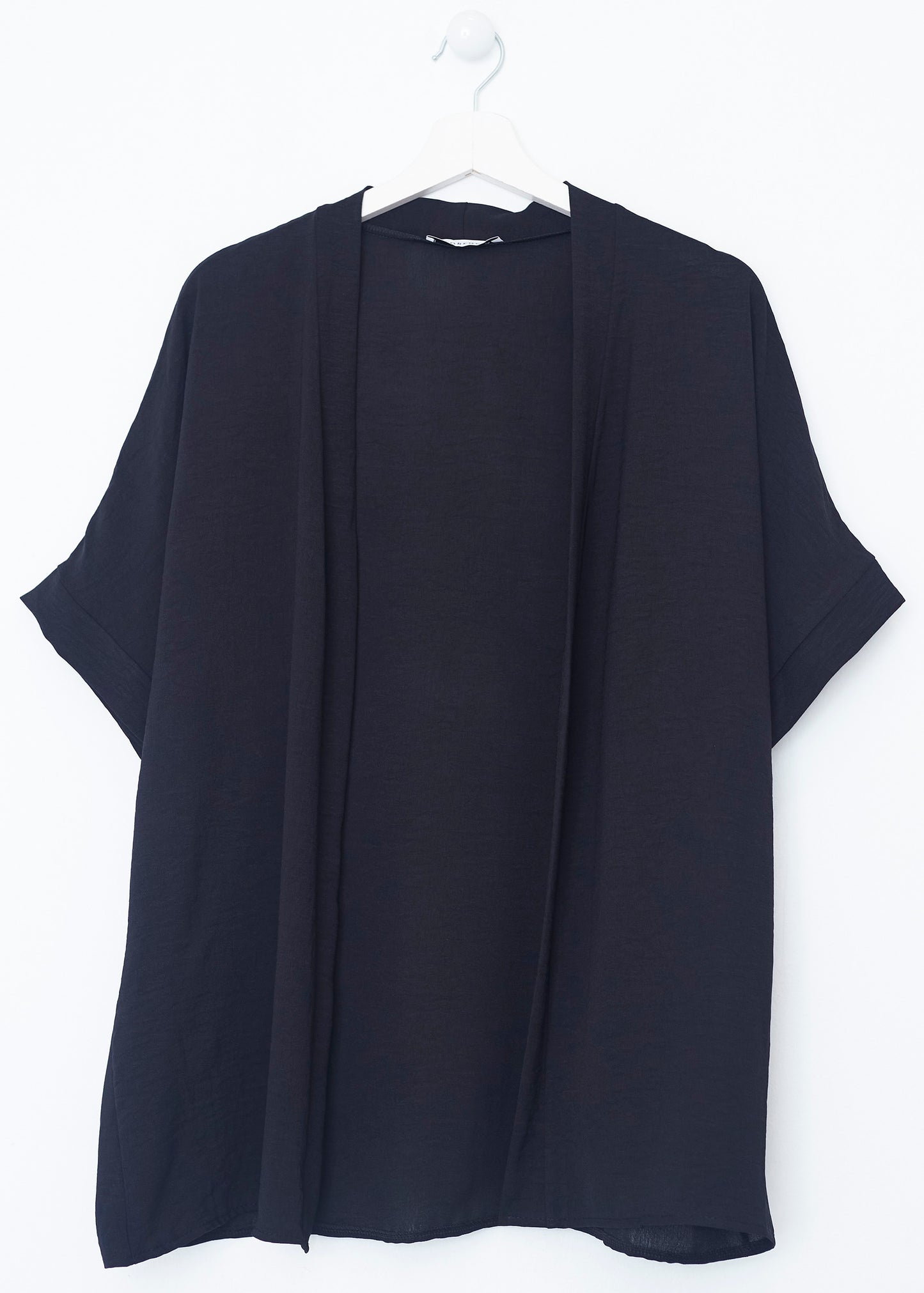 Short flowing kimono
