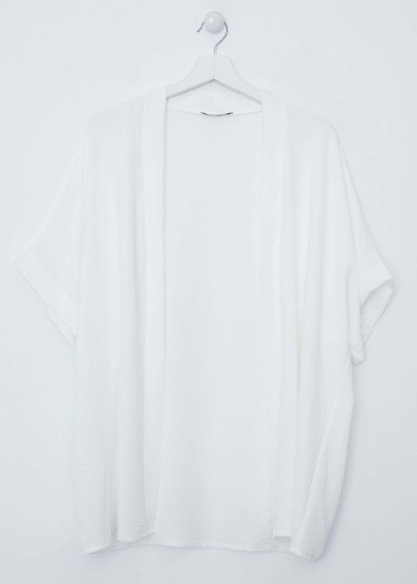 Short flowing kimono
