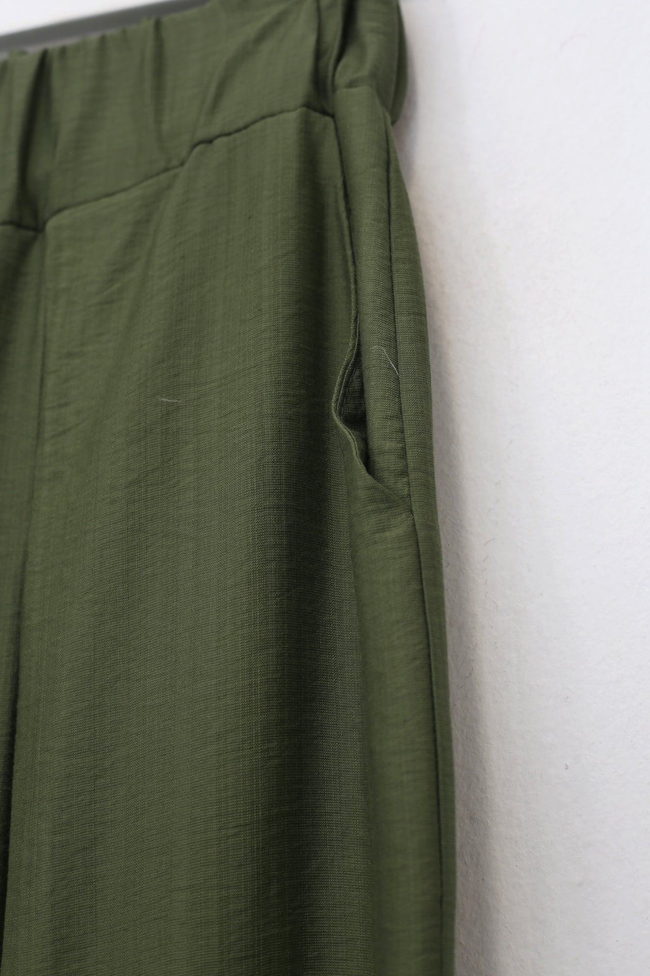 Pantalones Nora anchos