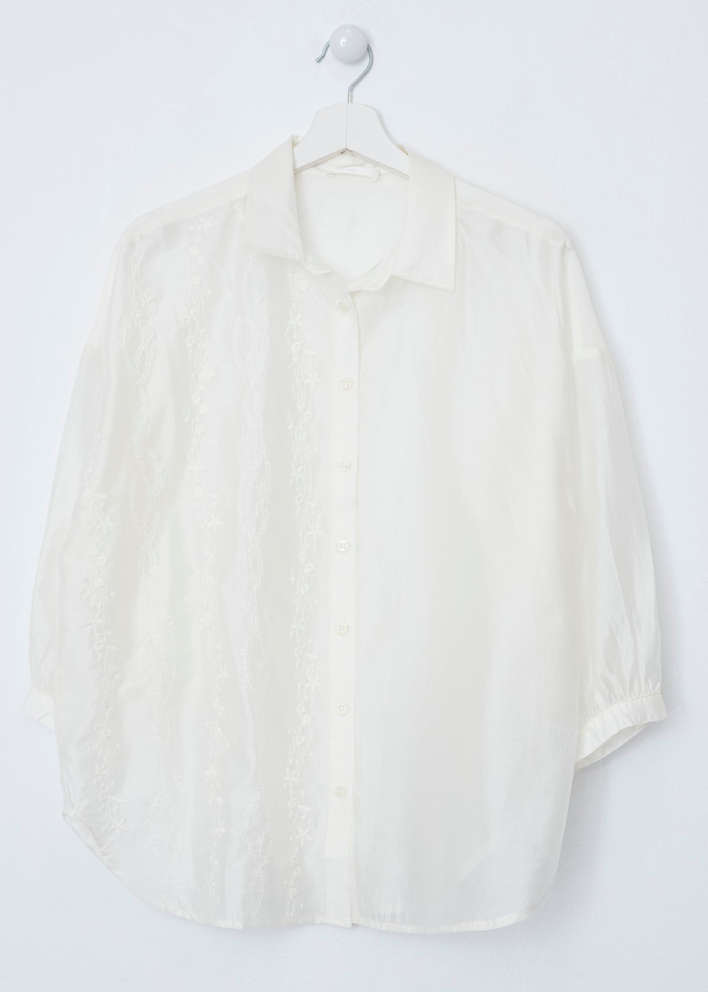 Camisa organza bordada