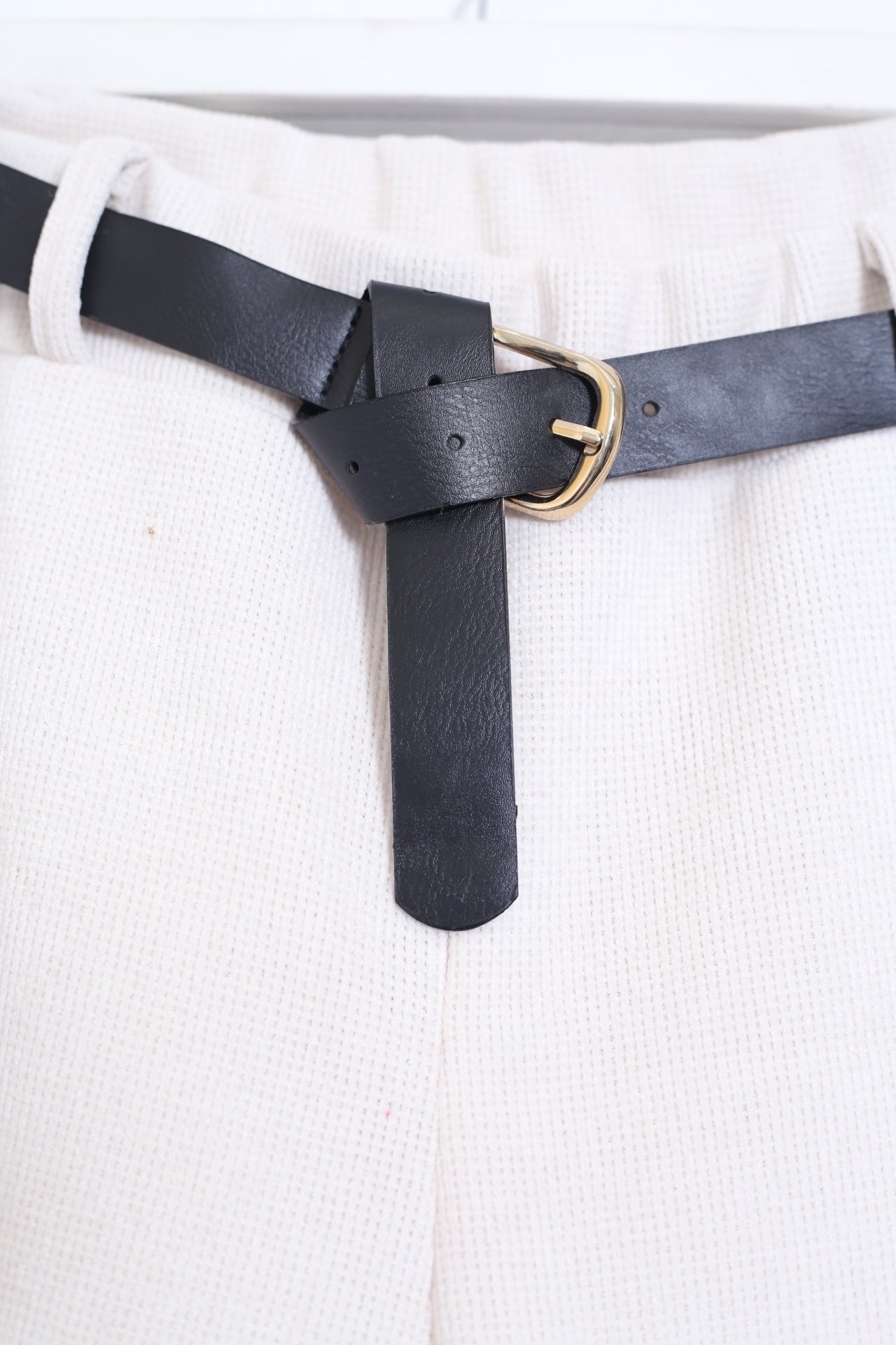 Pantalones micropana cinturón