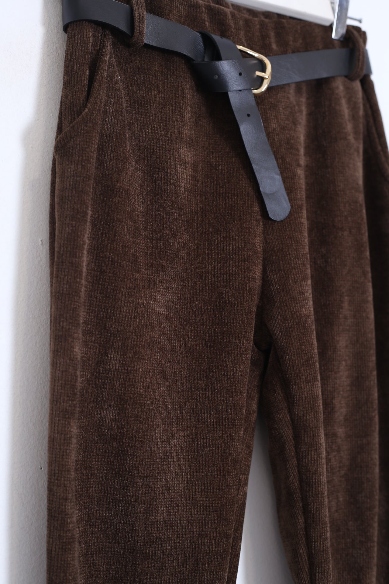 Pantalones micropana cinturón