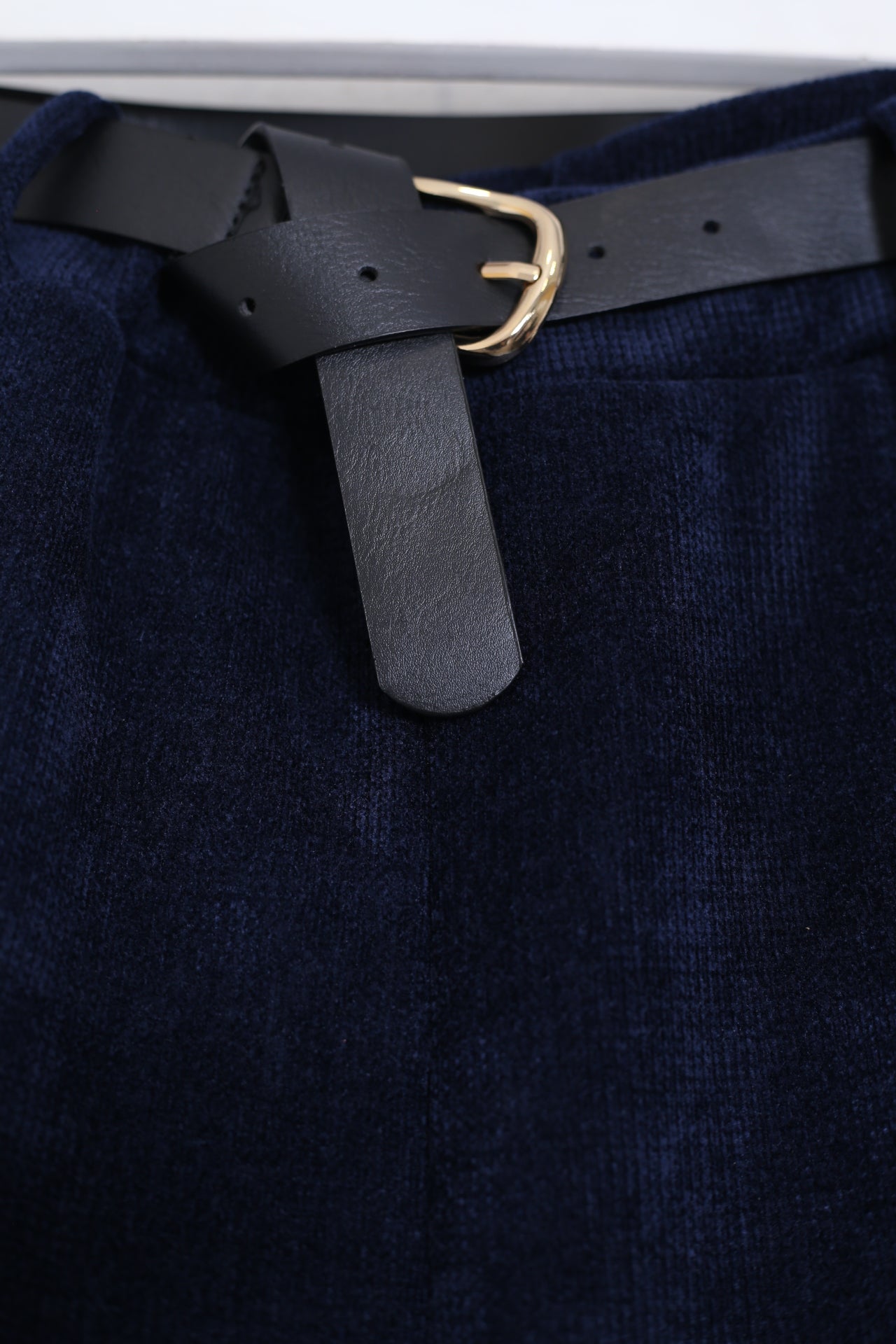 Pantalones micropana cinturón