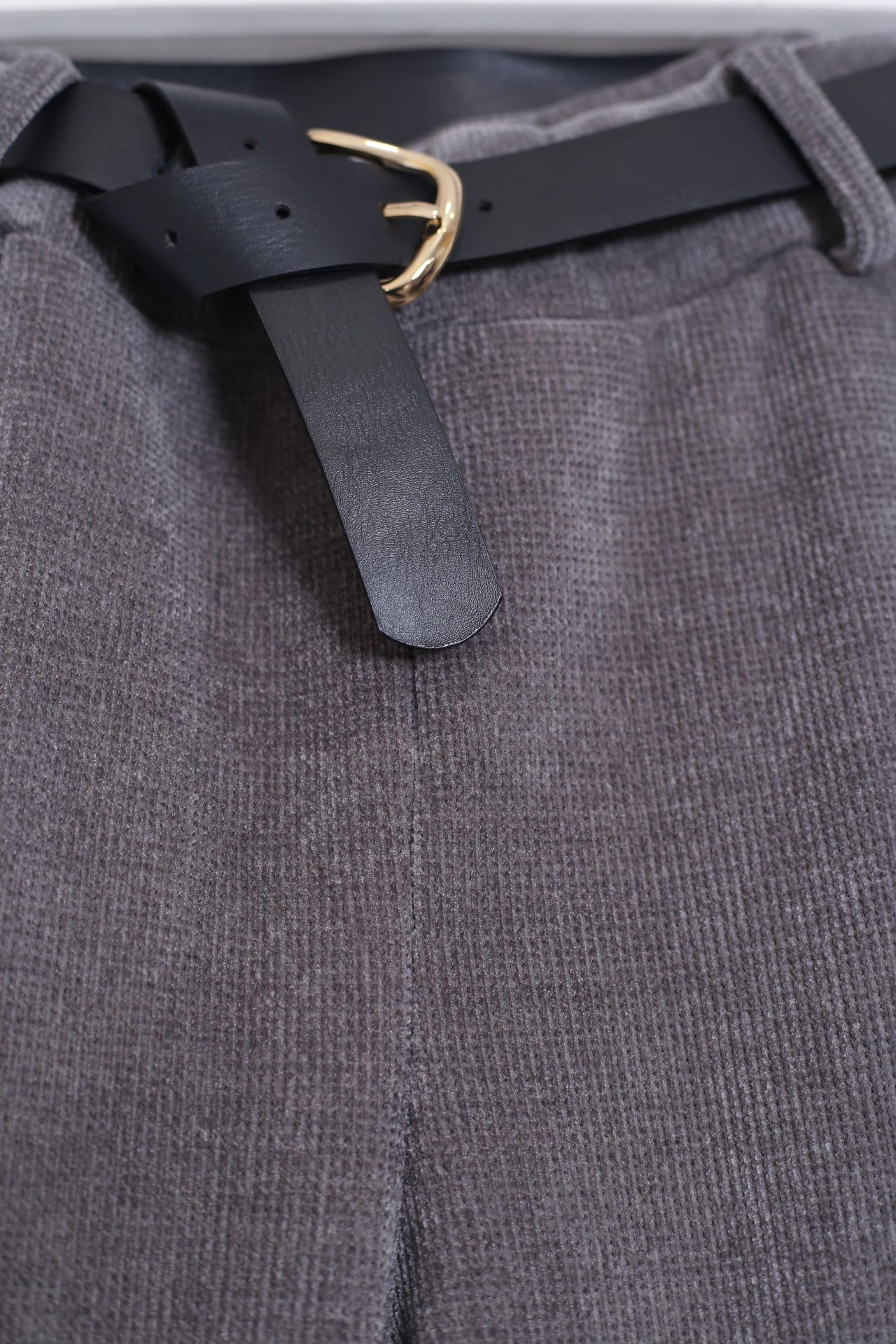 Pantalones micropana cinturón